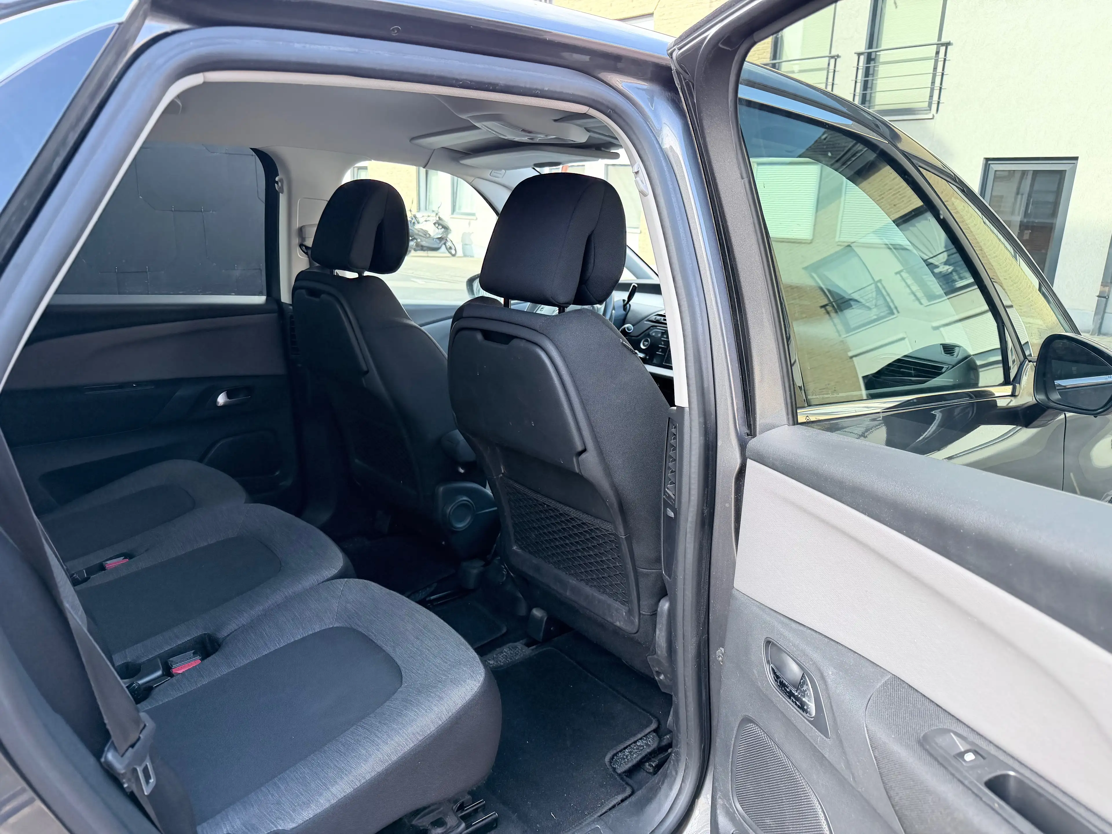 Citroen C4 SpaceTourer 1.2 I EDITION FEEL AUTOMAAT | CAMERA |AIRCO | NAVI | CRUISE — photo 9