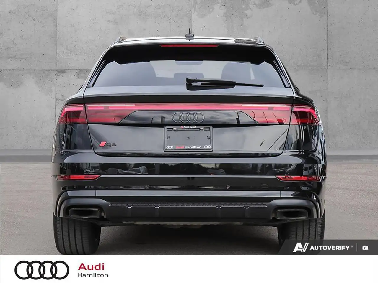 Audi Q8 снимка Audi Q8