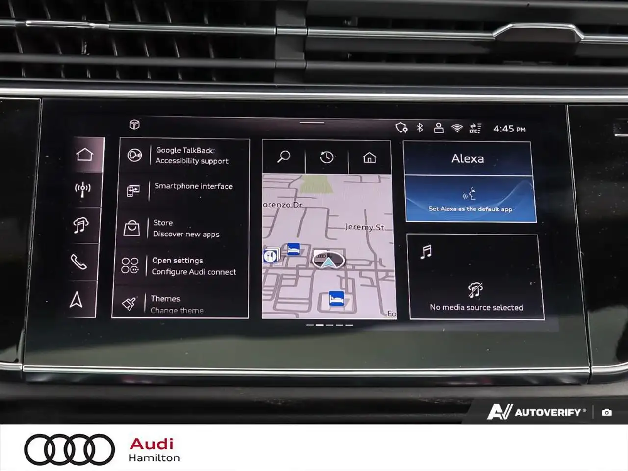 Audi Q8 снимка Audi Q8