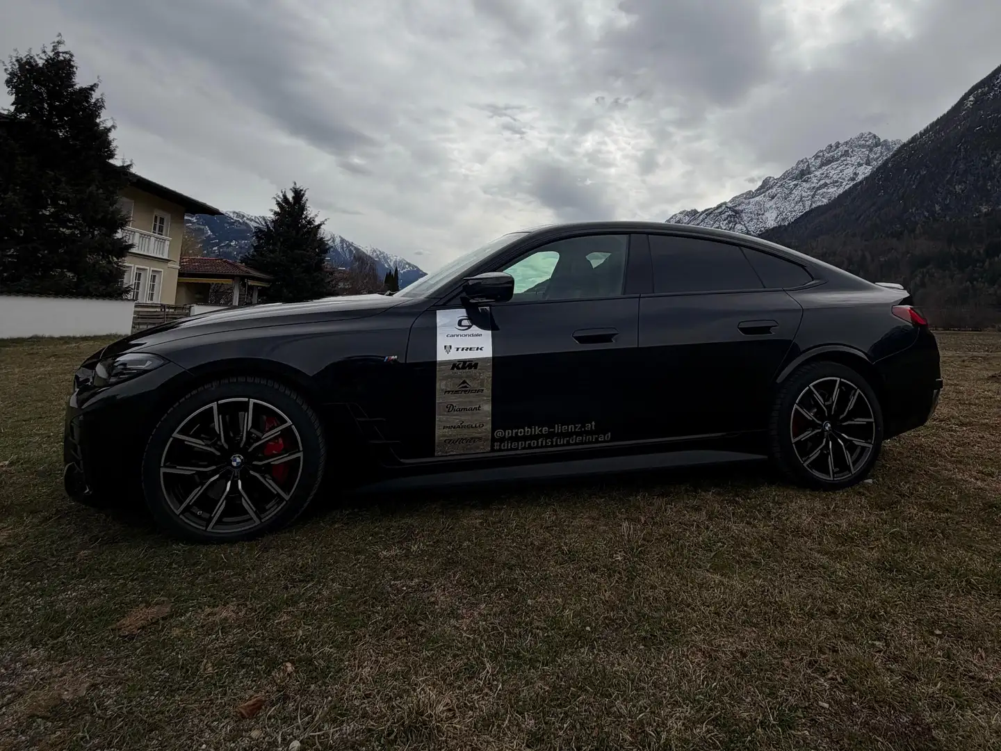 BMW i4 i4 Gran Coupe xDrive M50 80,7kWh Schwarz - 2