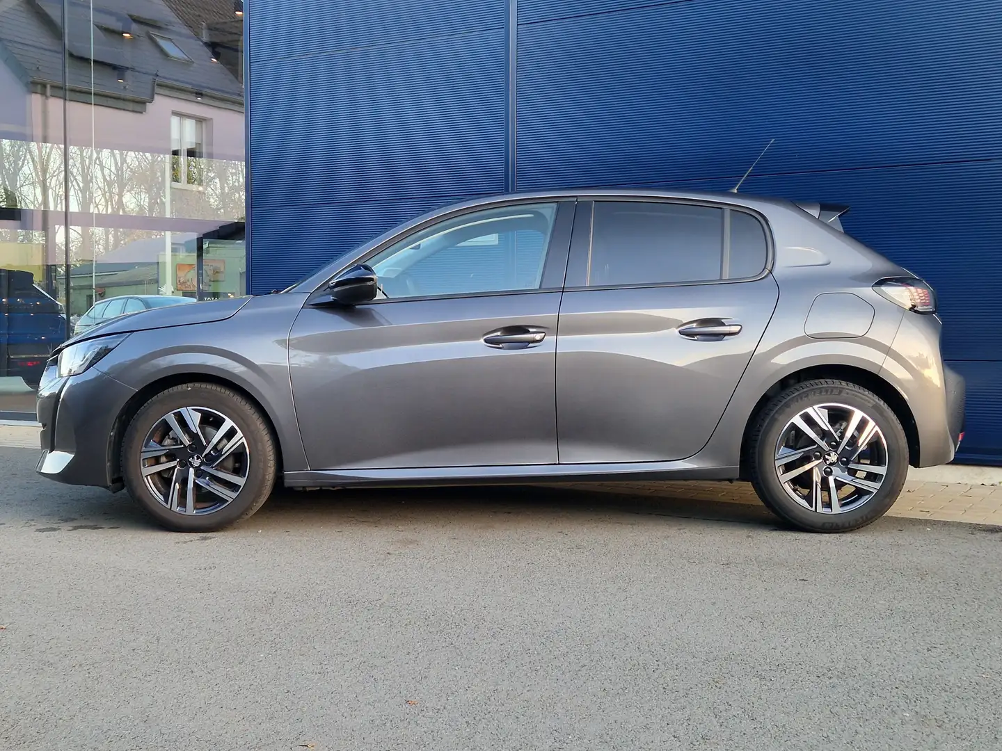 Peugeot 208 Allure Pack 1.2ess  100ch Gris - 2