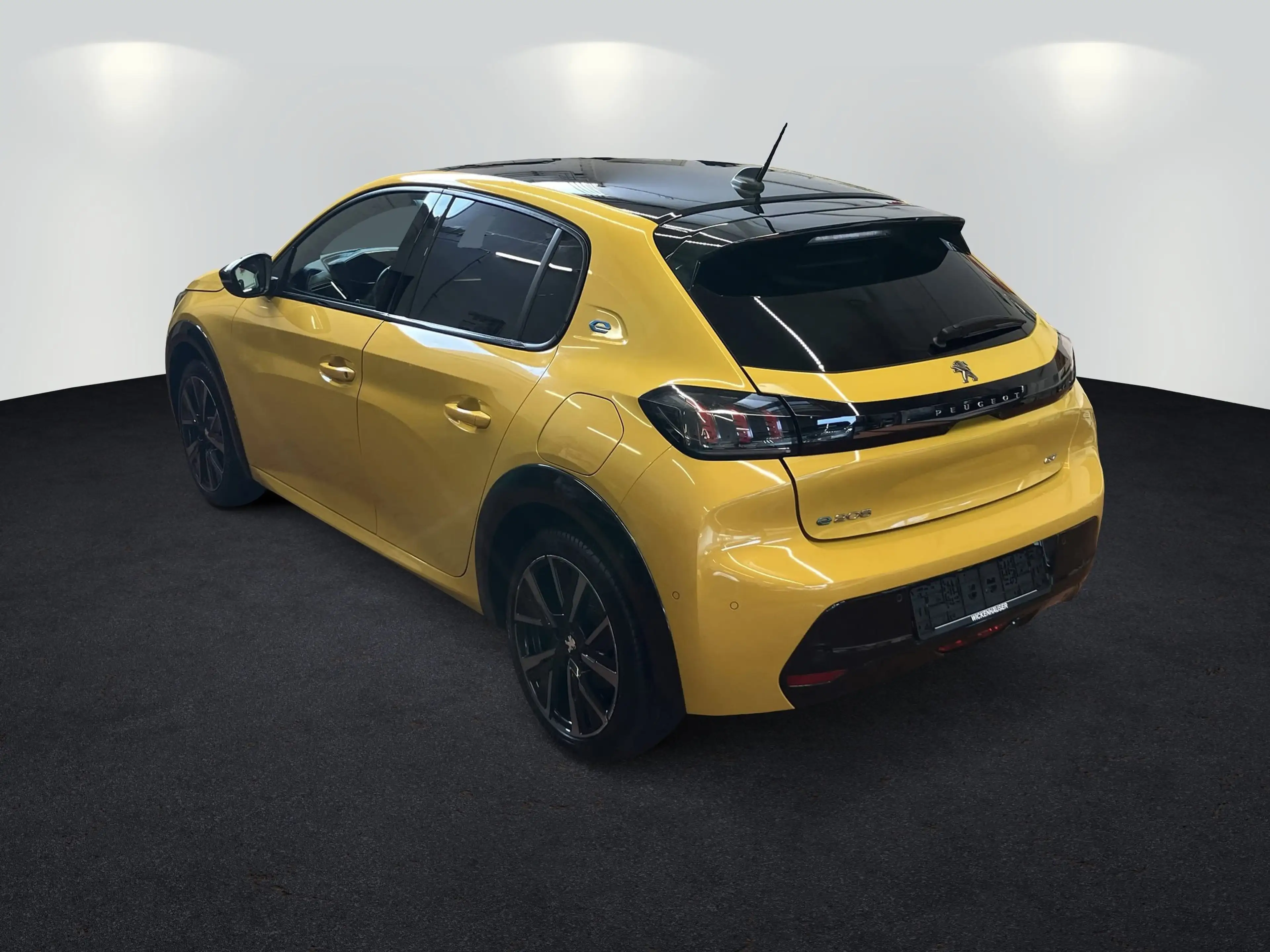Peugeot e-208 Elektro GT ACC+LED+Navi+SHZ+Kamera+ — photo 5