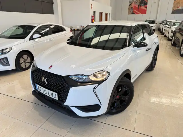 DS Automobiles DS 3 Crossback PureTech 73 kW Manual PERFORMANCE LINE