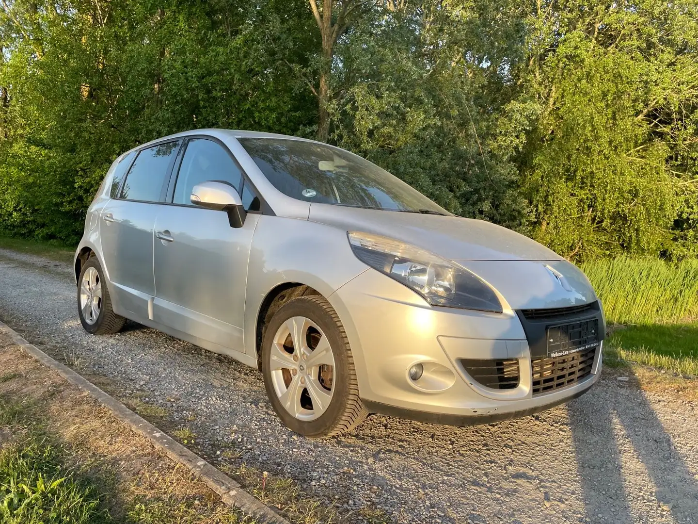Renault Scenic III Dynamique 1.6l dci Tüv=Neu! 151T-Km! Grau - 1