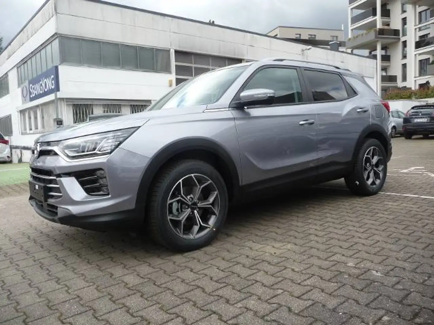 KGM KGM KORANDO 1,5 GDI AT BLISS Argent - 1