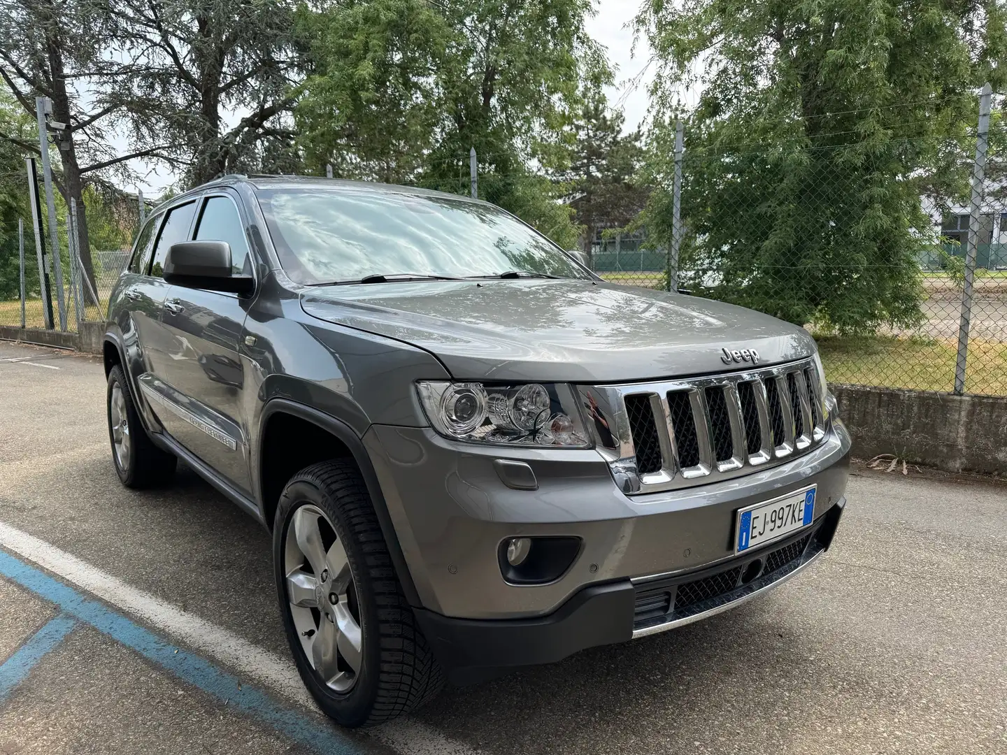 Jeep Grand Cherokee 3.0 CRD Overland AUTOM. 241CV FULL OPT. Grigio - 2