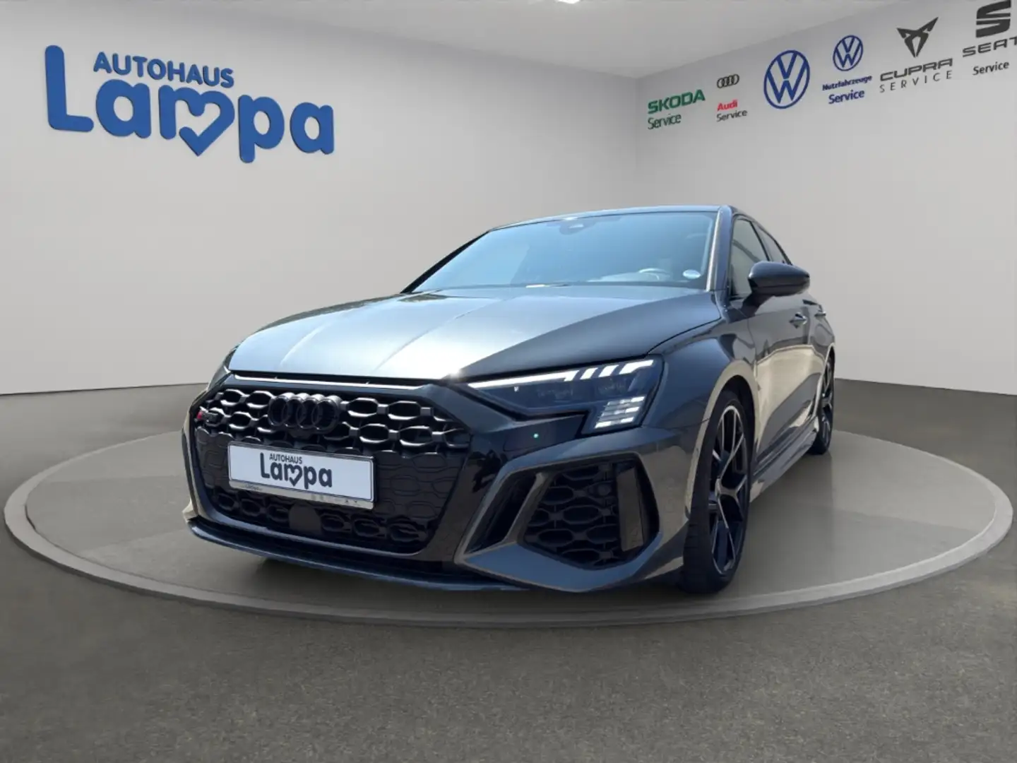 Audi RS3 Sportback 2.5 TFSI quattro S-tronic NAV,RFK,SHZ,Ma Grau - 2