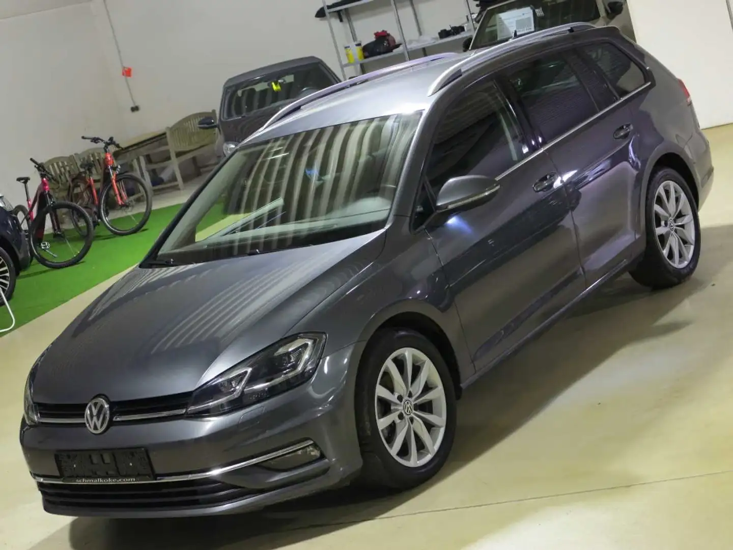 Volkswagen Golf VII Variant 1.5 TSI ACT OPF DSG7 HIGHL Navi Grau - 2