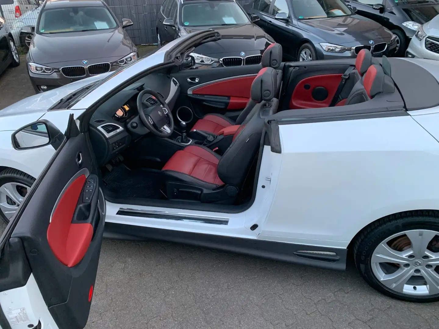 Renault Megane III Cabrio Dynamique Panoramadach Leder Weiß - 2