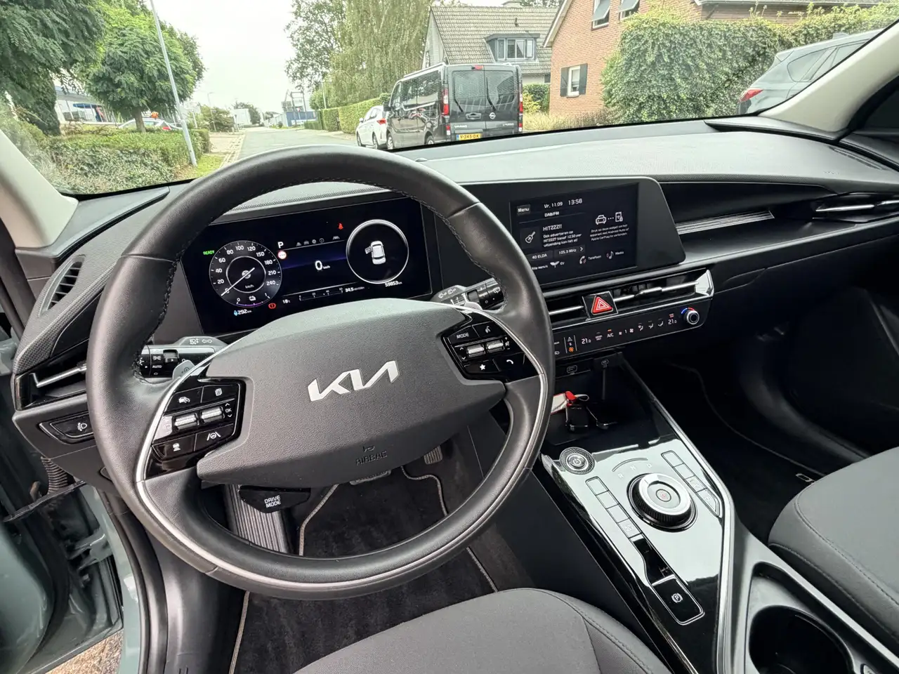 Kia E-Niro EV ComfortLine 64.8 kWh 204PK Garantie•Carplay, миниатюра 13