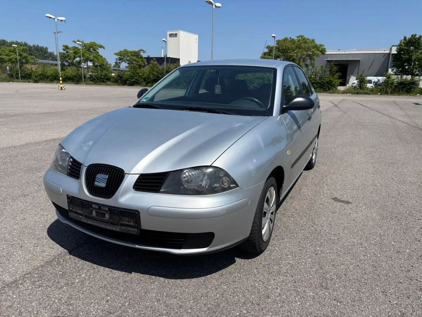 SEAT Ibiza Reference*Tüv Neu Zilver - 2