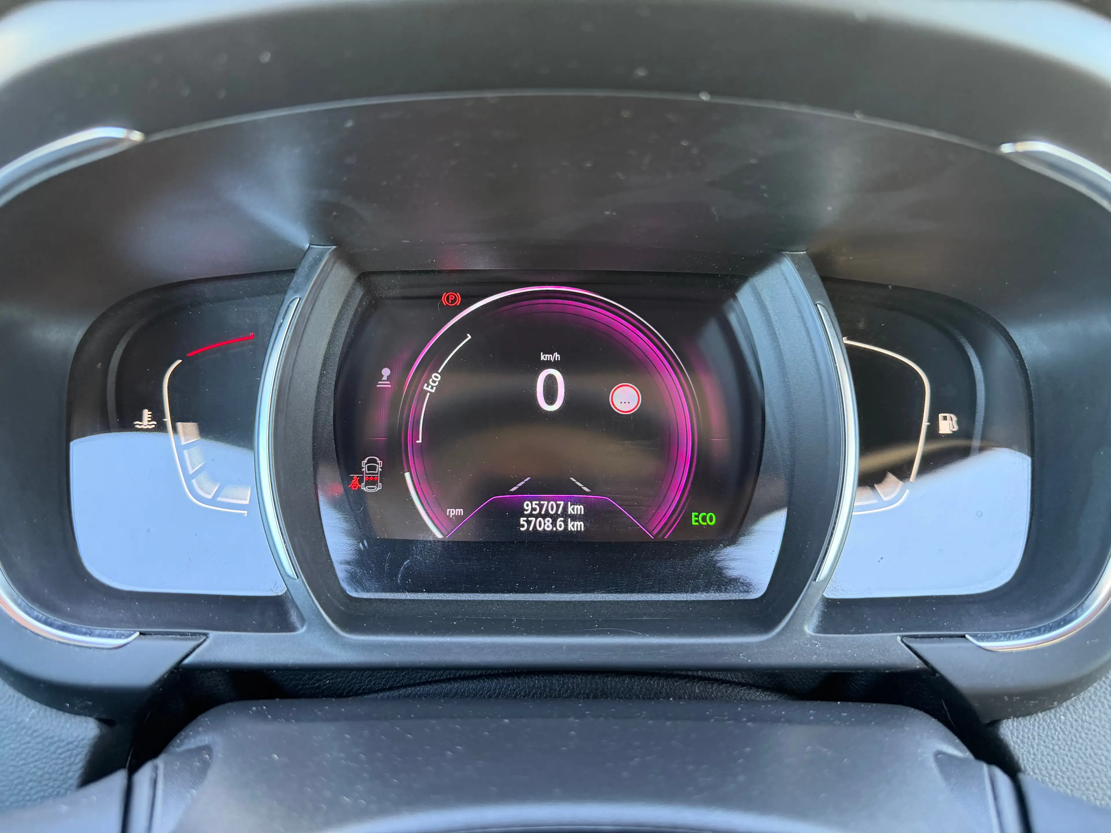 Renault Grand Scenic Grand Scénic 1.33 TCe Corporate Edit.GPF Navi,Camera,Airco,Cruise,PDC — photo 13