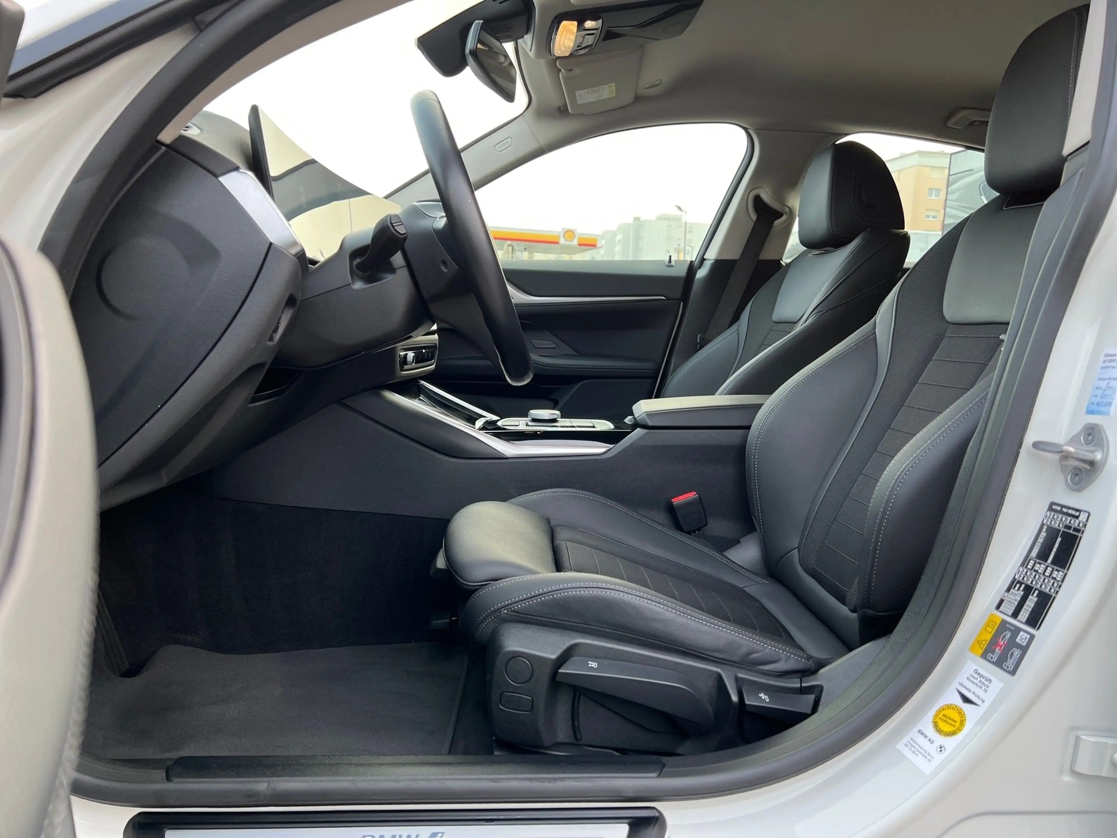 BMW i4 eDrive35 67kWh | SOH: 96,5 % — photo 14
