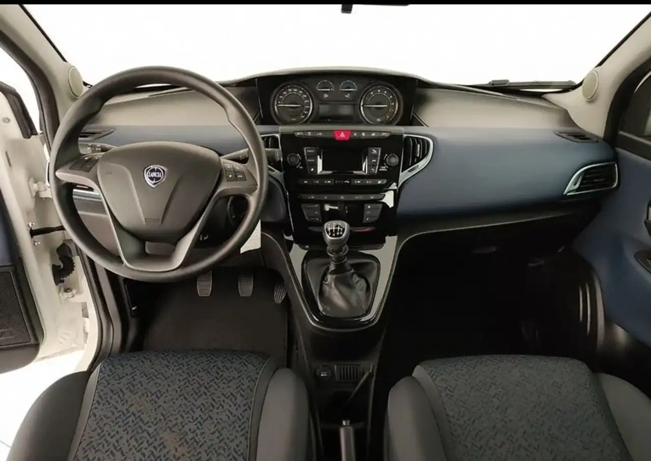 Lancia Ypsilon Ypsilon III 2021 1.0 firefly hybrid Silver s 9