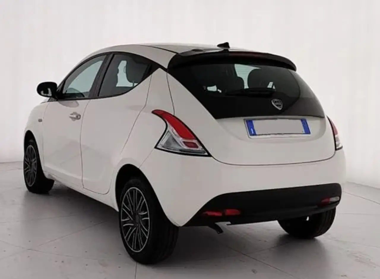 Lancia Ypsilon Ypsilon III 2021 1.0 firefly hybrid Silver s 8