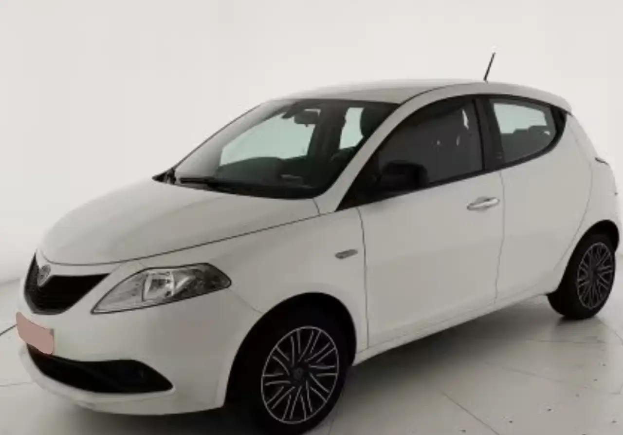 Lancia Ypsilon 2021
