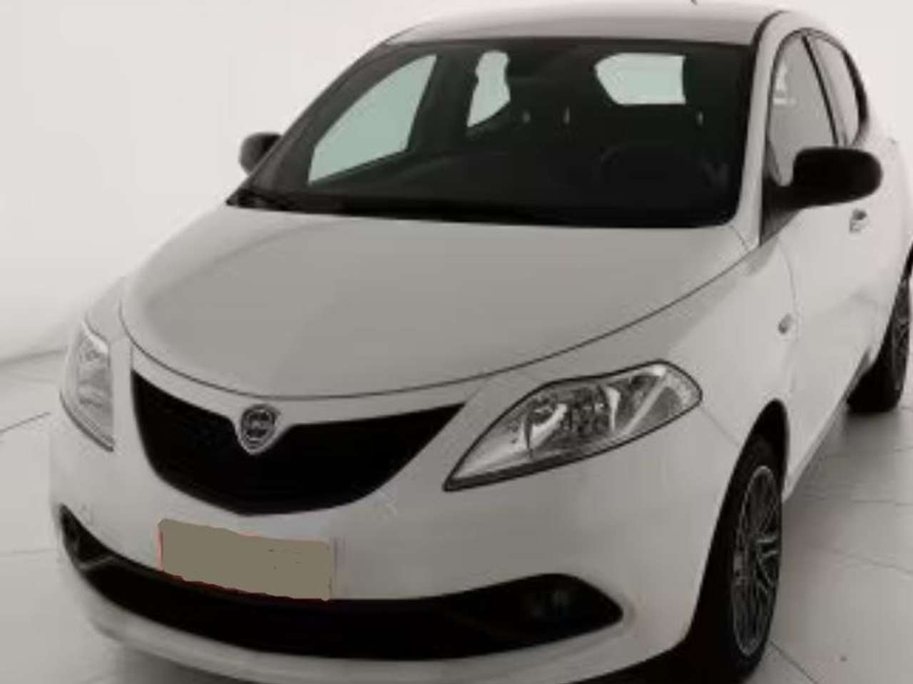 Lancia Ypsilon Ypsilon 1.0 firefly hybrid Silver Plus