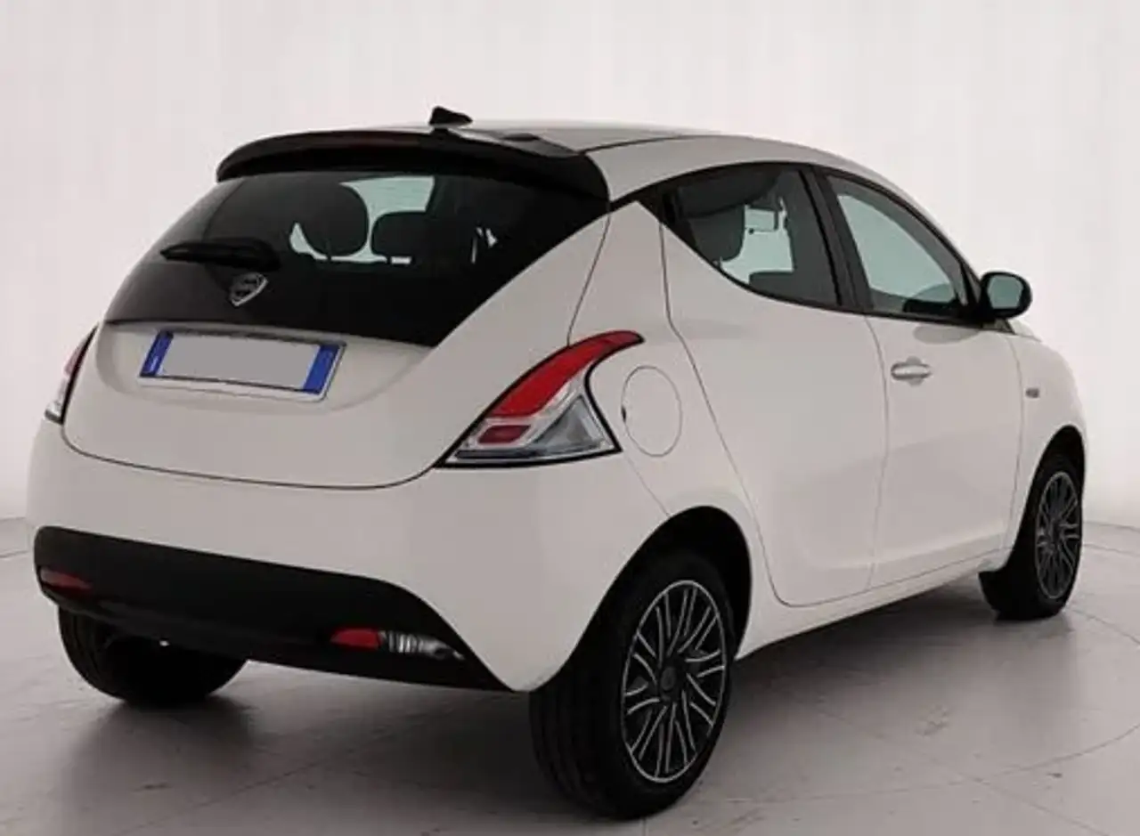 Lancia Ypsilon Ypsilon III 2021 1.0 firefly hybrid Silver s 4