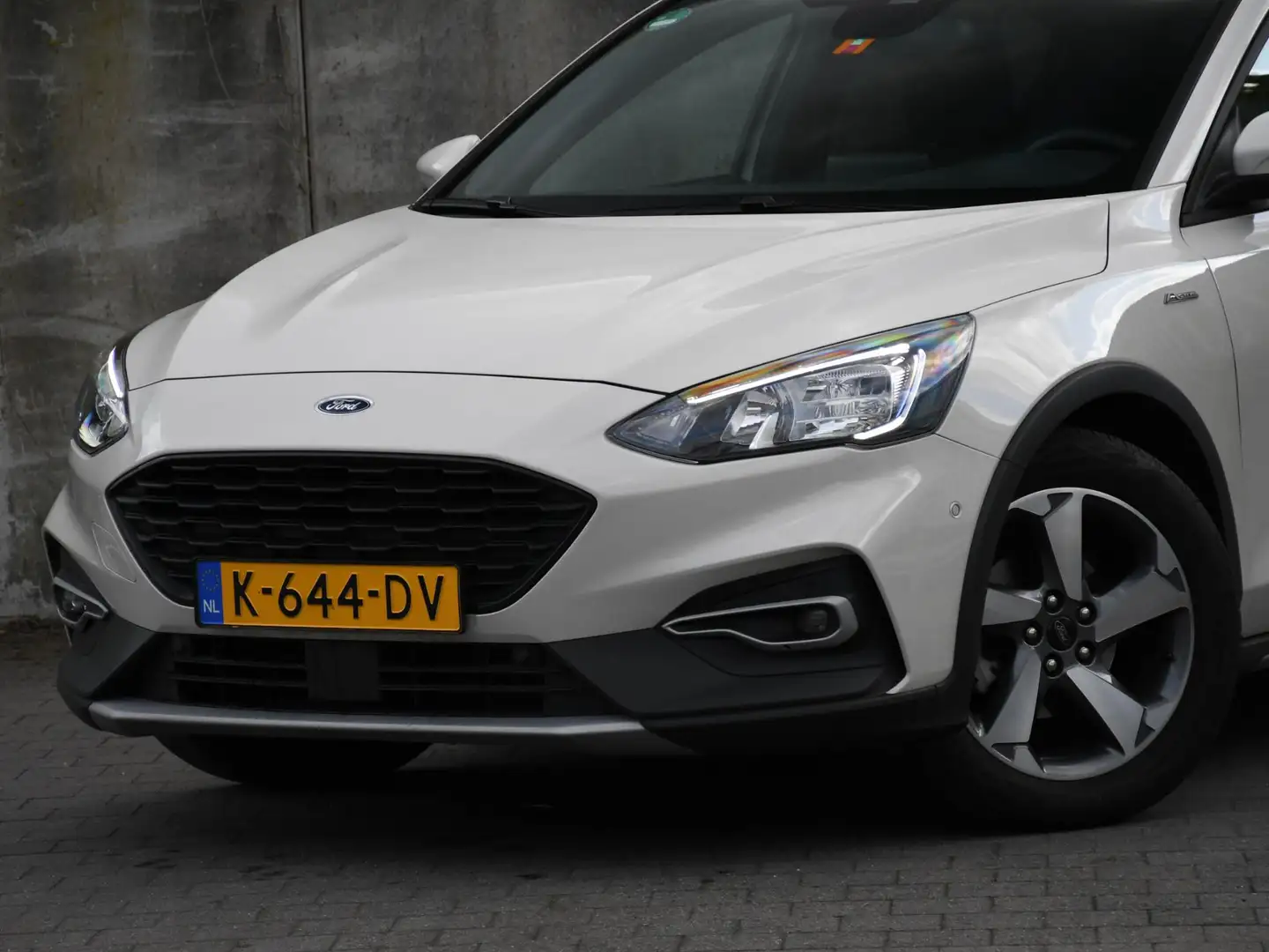 Ford Focus Active X 1.0 EcoBoost Hybrid 155pk ADAP. CRUISE | Wit - 2