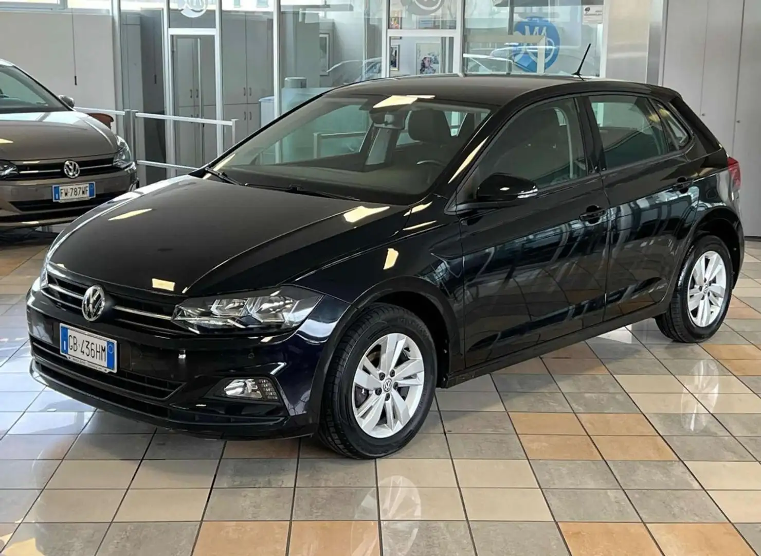 Volkswagen Polo 34946178171.0 tsi Comfortline 95cv dsg Noir - 1