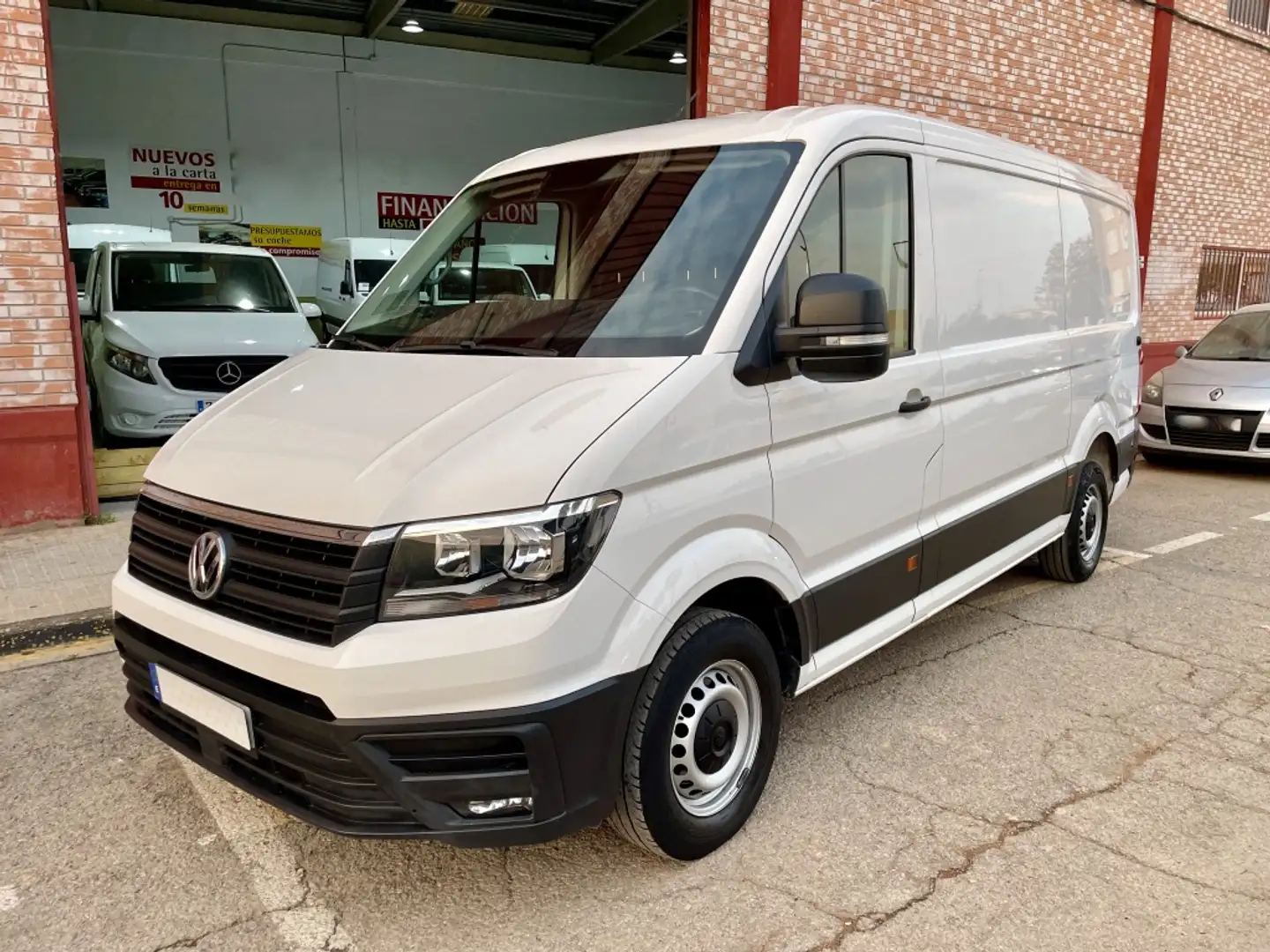 Volkswagen Crafter Furgón 2.0TDI SCR 35 BM L3H2 103kW Aut. Blanco - 1