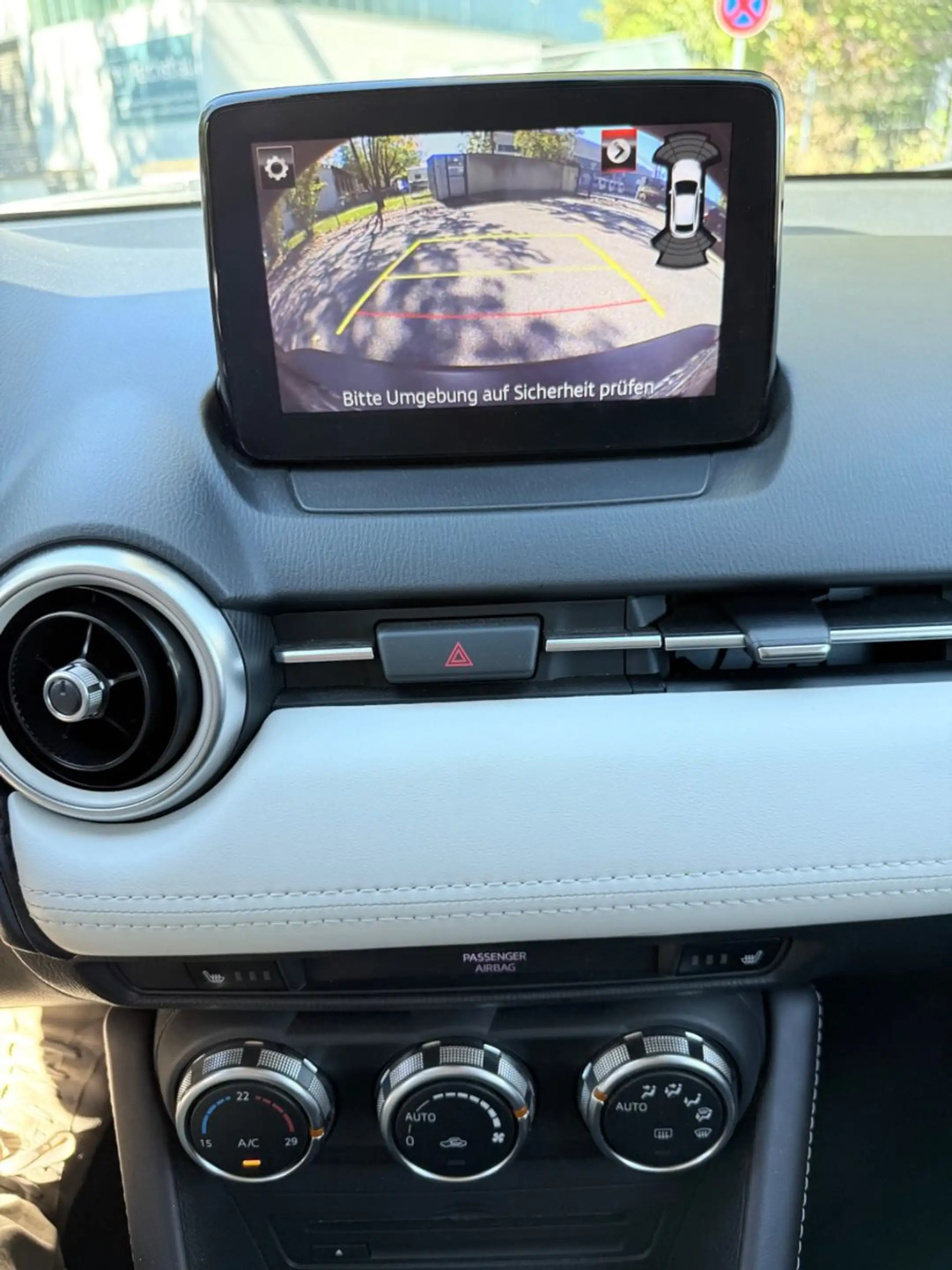 Mazda CX-3 Kangei Leder Navi Kamera PDC EURO 6 — photo 13