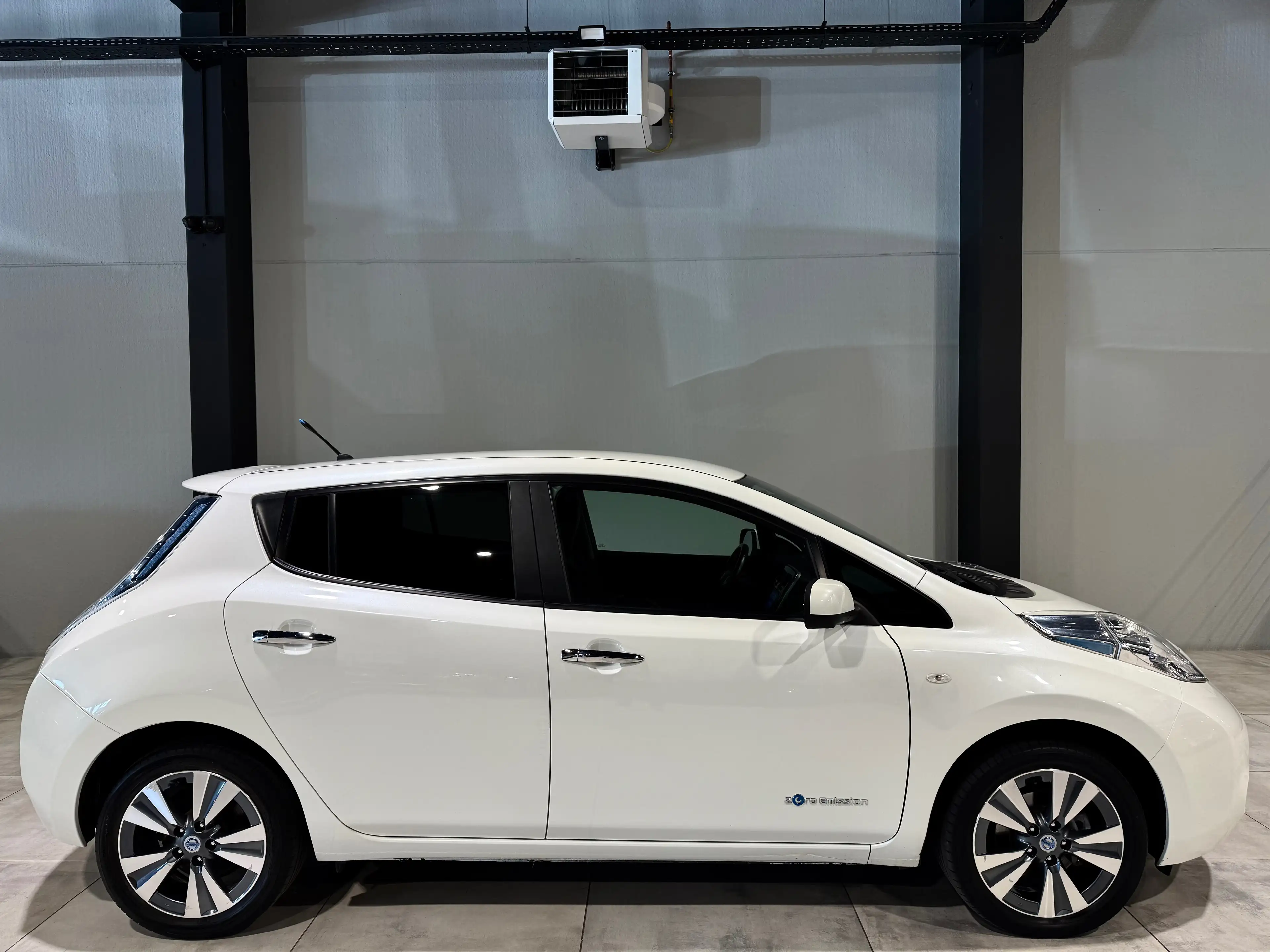 Nissan Leaf TEKNA 109CV !! FULL ELECTRiQUE !! FULL OPTiONS !! — photo 7