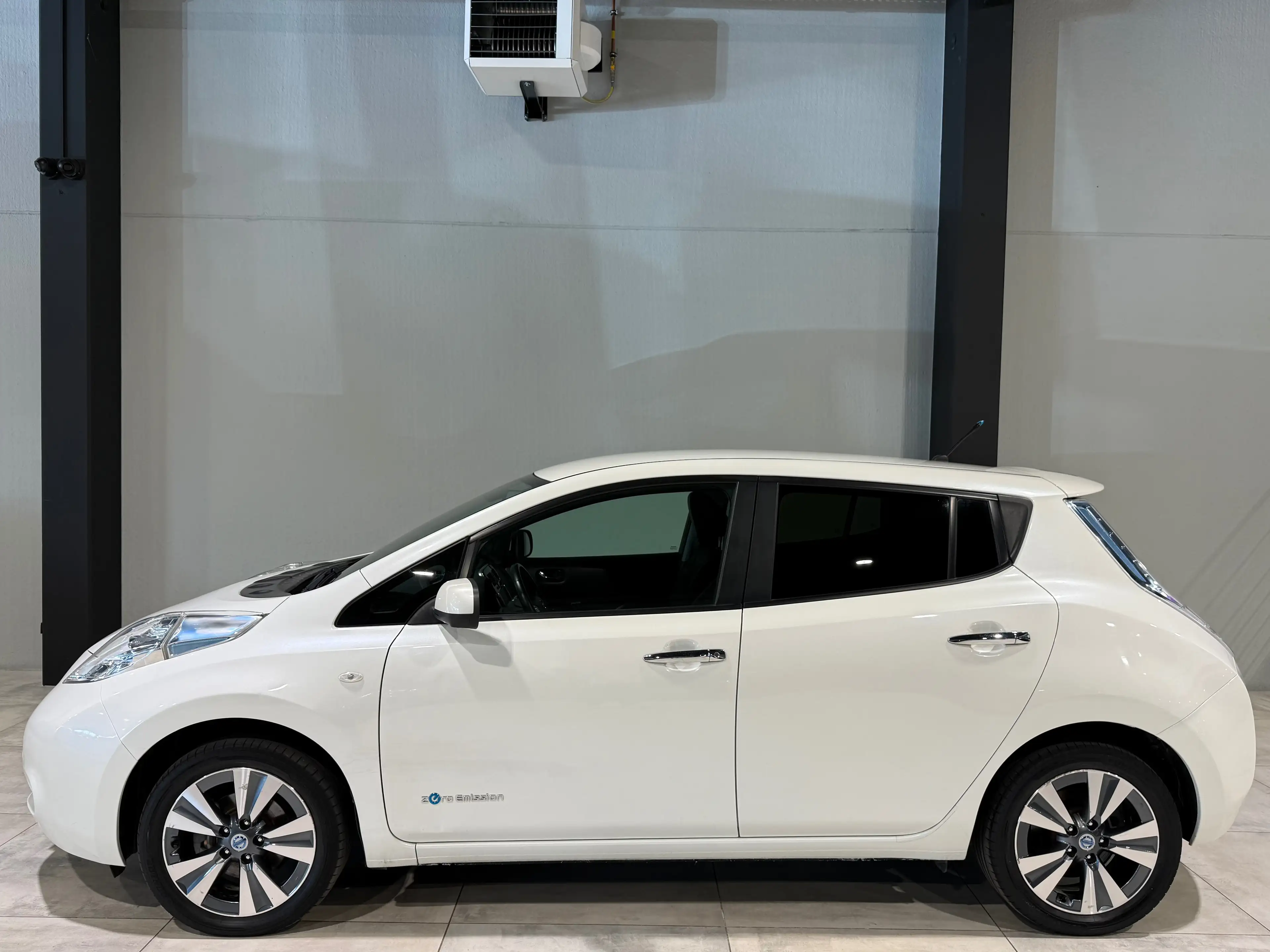 Nissan Leaf TEKNA 109CV !! FULL ELECTRiQUE !! FULL OPTiONS !! — photo 5