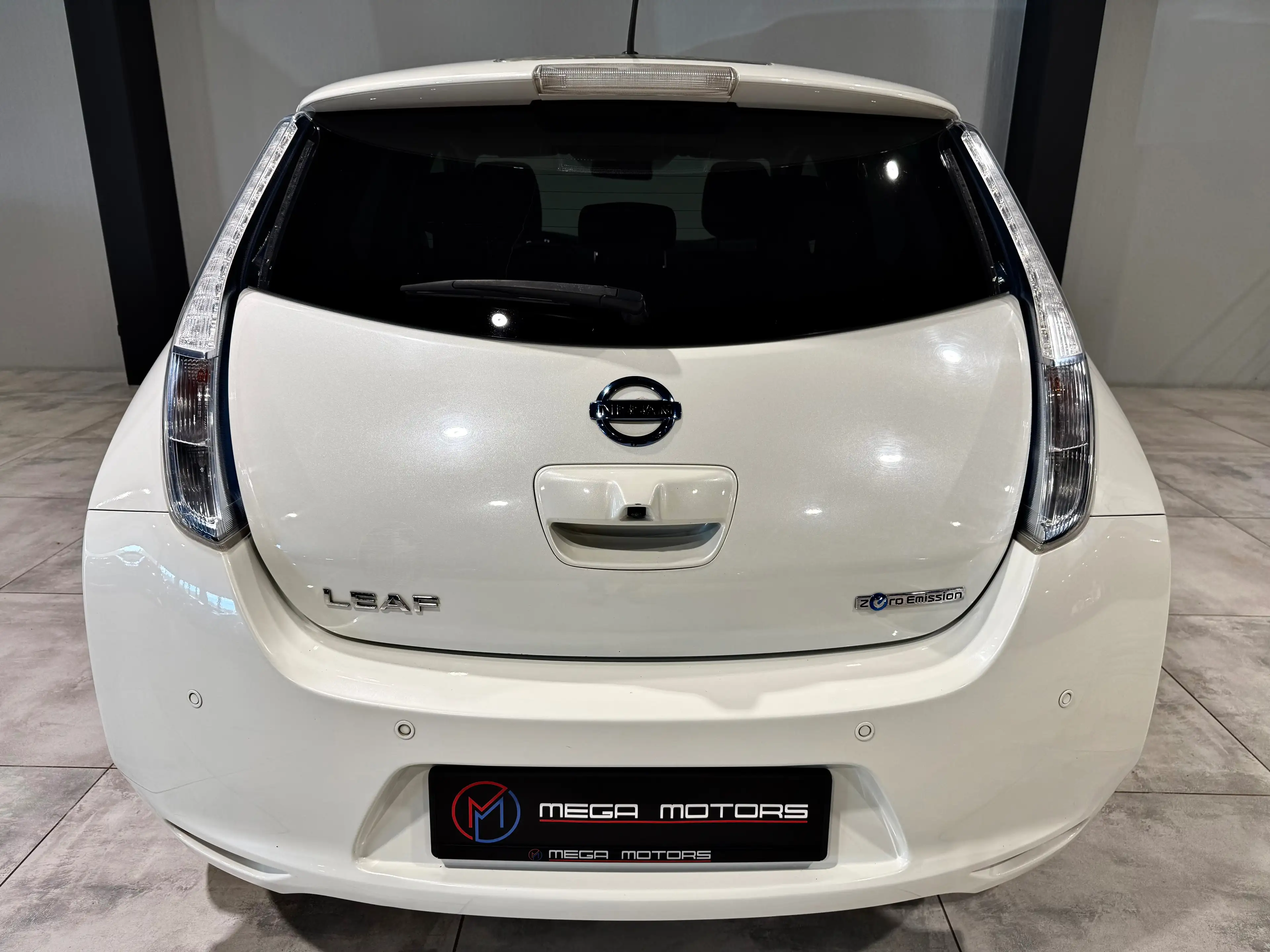 Nissan Leaf TEKNA 109CV !! FULL ELECTRiQUE !! FULL OPTiONS !! — photo 8