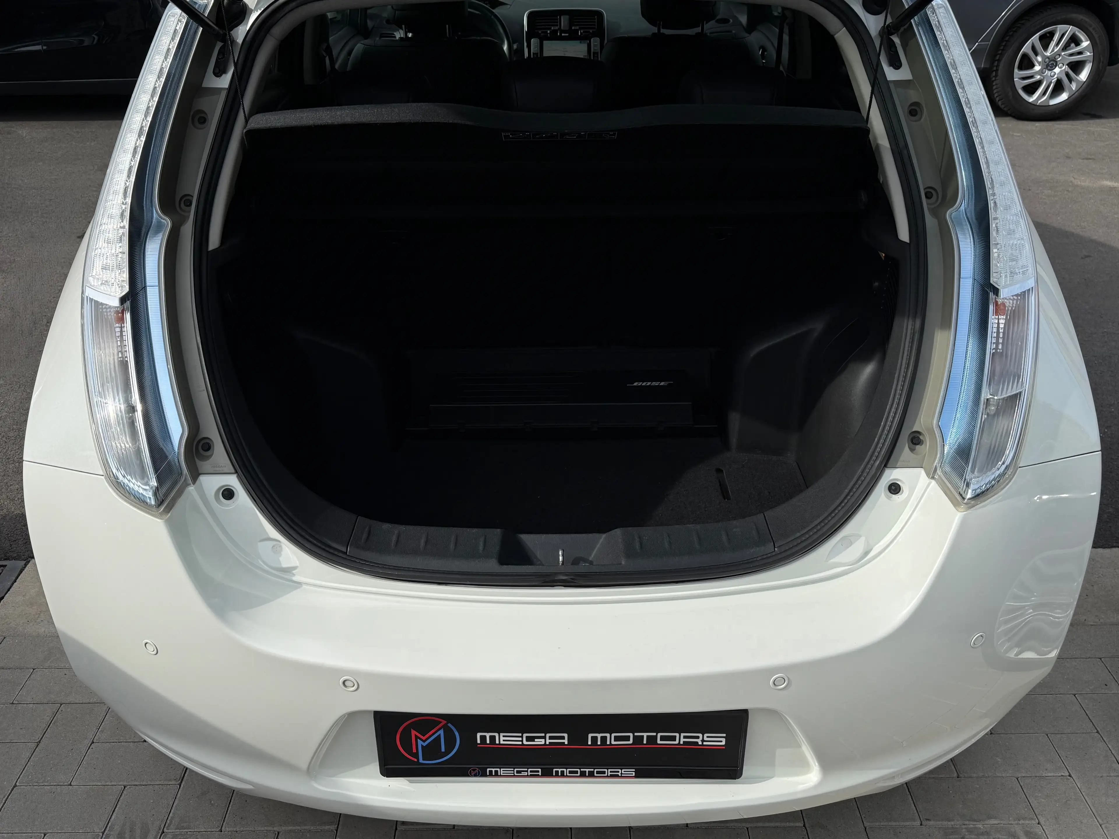 Nissan Leaf TEKNA 109CV !! FULL ELECTRiQUE !! FULL OPTiONS !! — photo 6