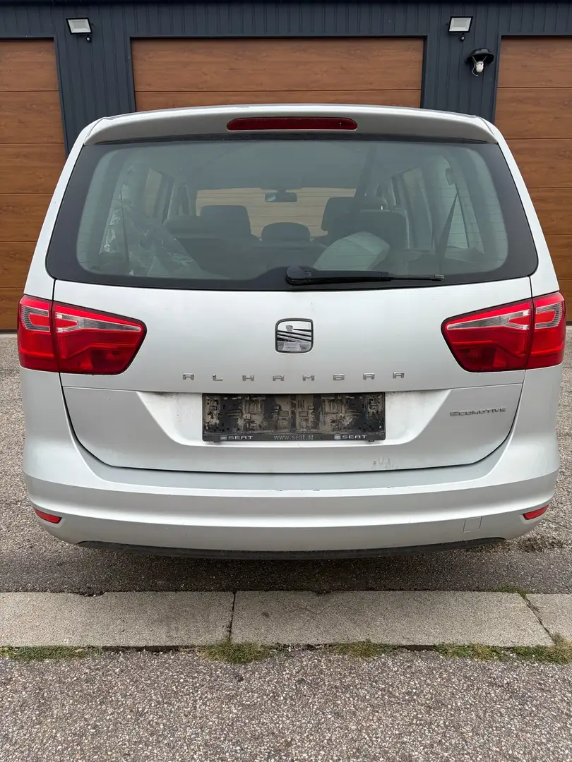 SEAT Alhambra GT 2,0 TDI CR DPF Grau - 2