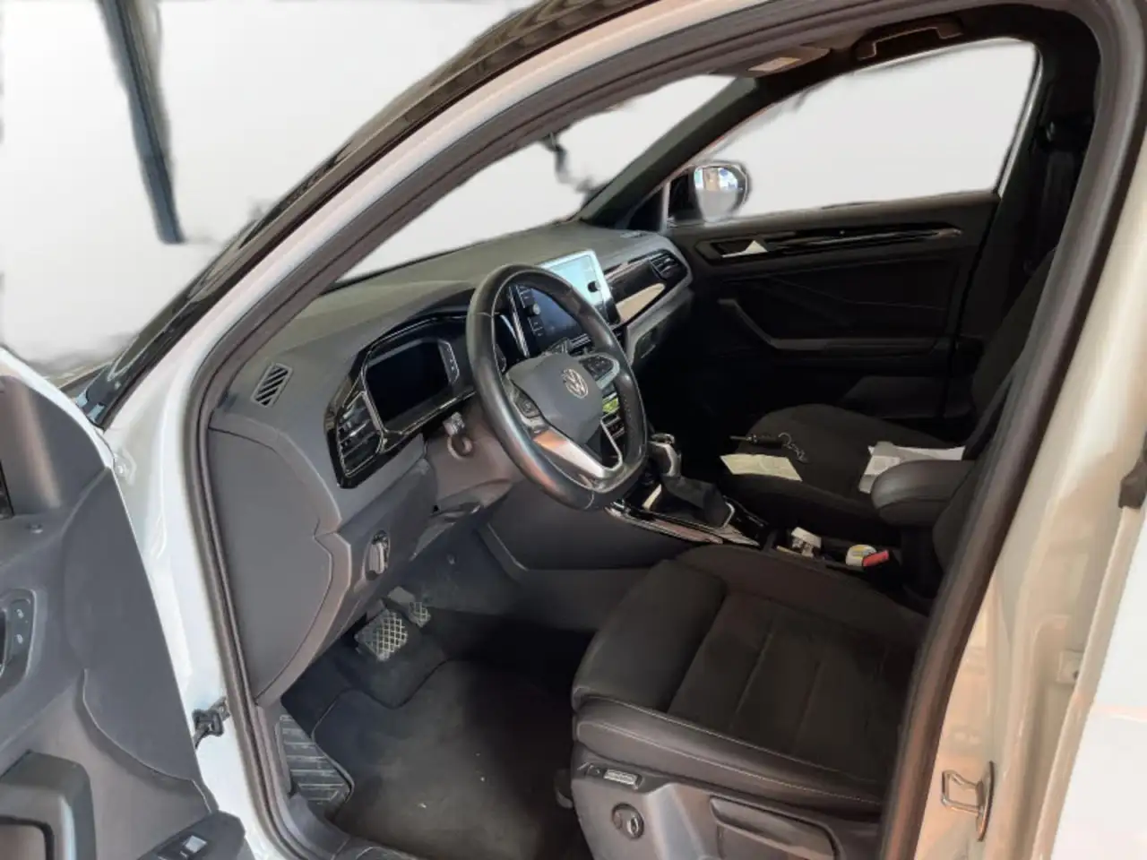 Volkswagen T-Roc 1.5 TSI DSG Style AHK Black Style RüKa IQ., миниатюра 6