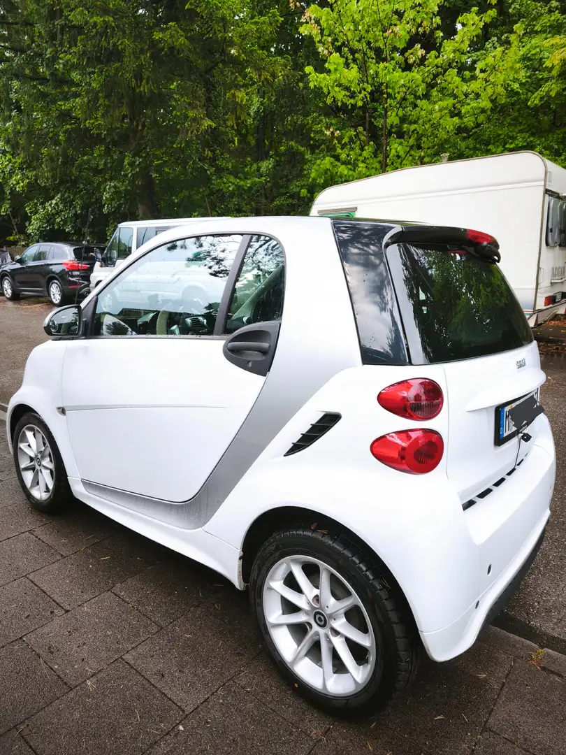 smart forTwo 22 kW Schnelllader ED3 ED451 Weiß - 1