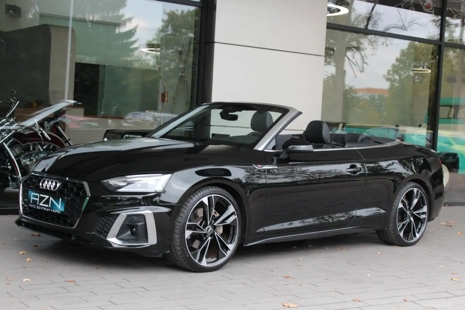 Audi A5 Cabriolet 40 TDI S line Noir - 1