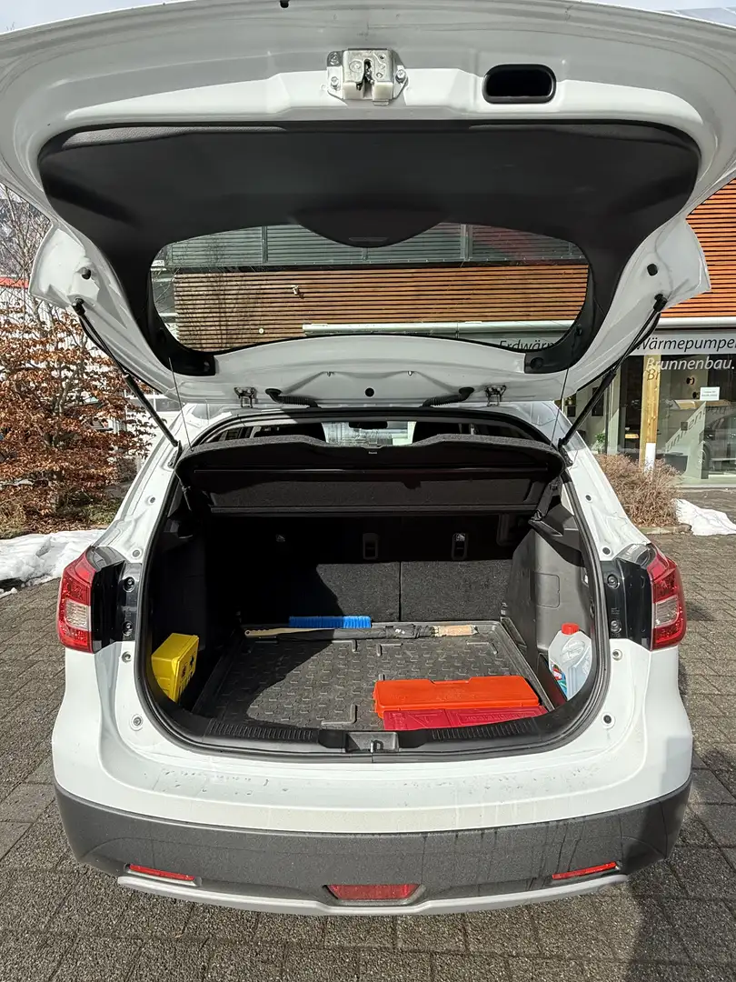 Suzuki SX4 S-Cross SX4 S-Cross 1,0 DITC 4WD shine shine Weiß - 1