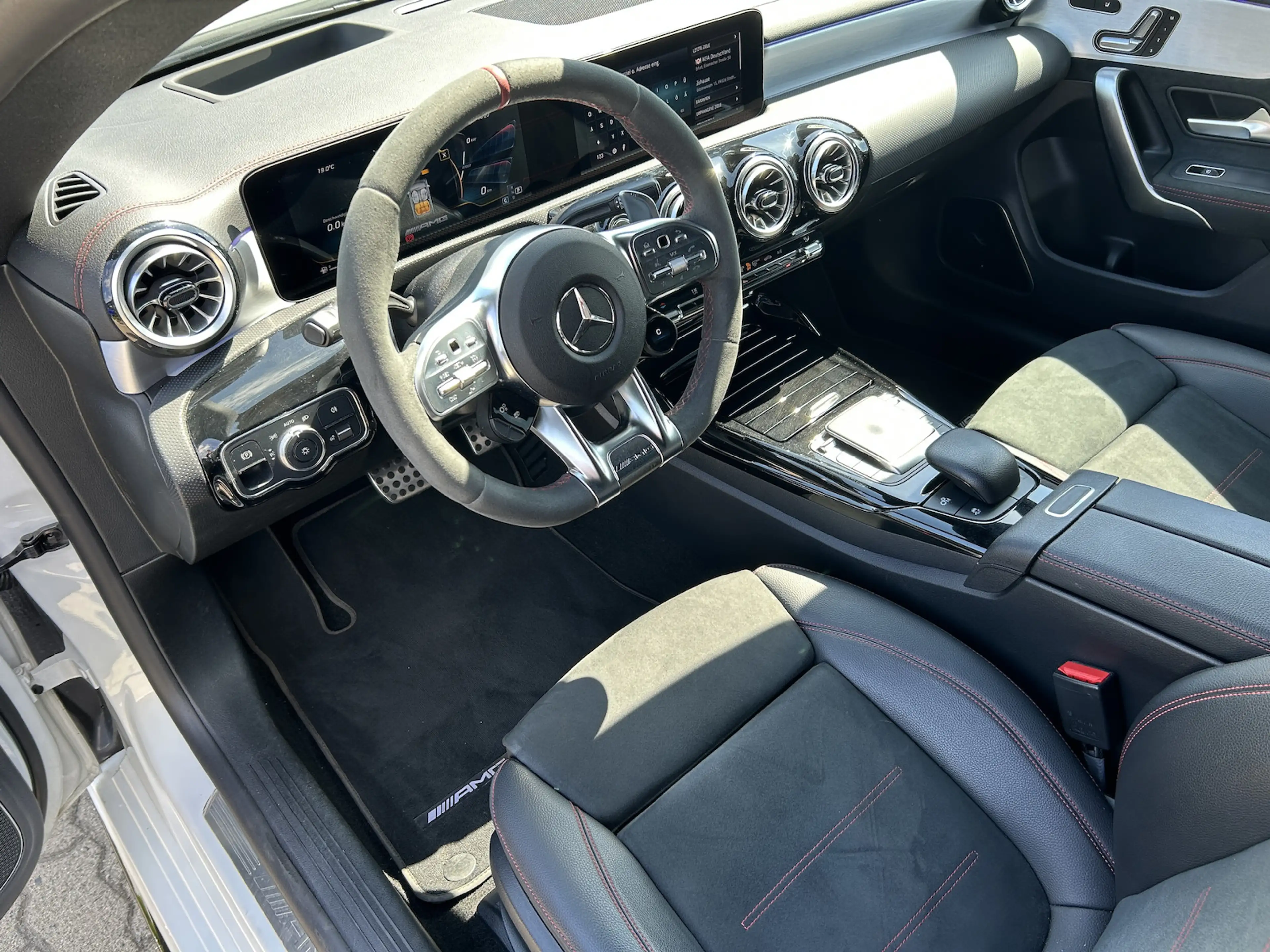 Mercedes-Benz CLA 45 AMG SB 4Matic*HUD*Burmester*360*Night* — photo 14