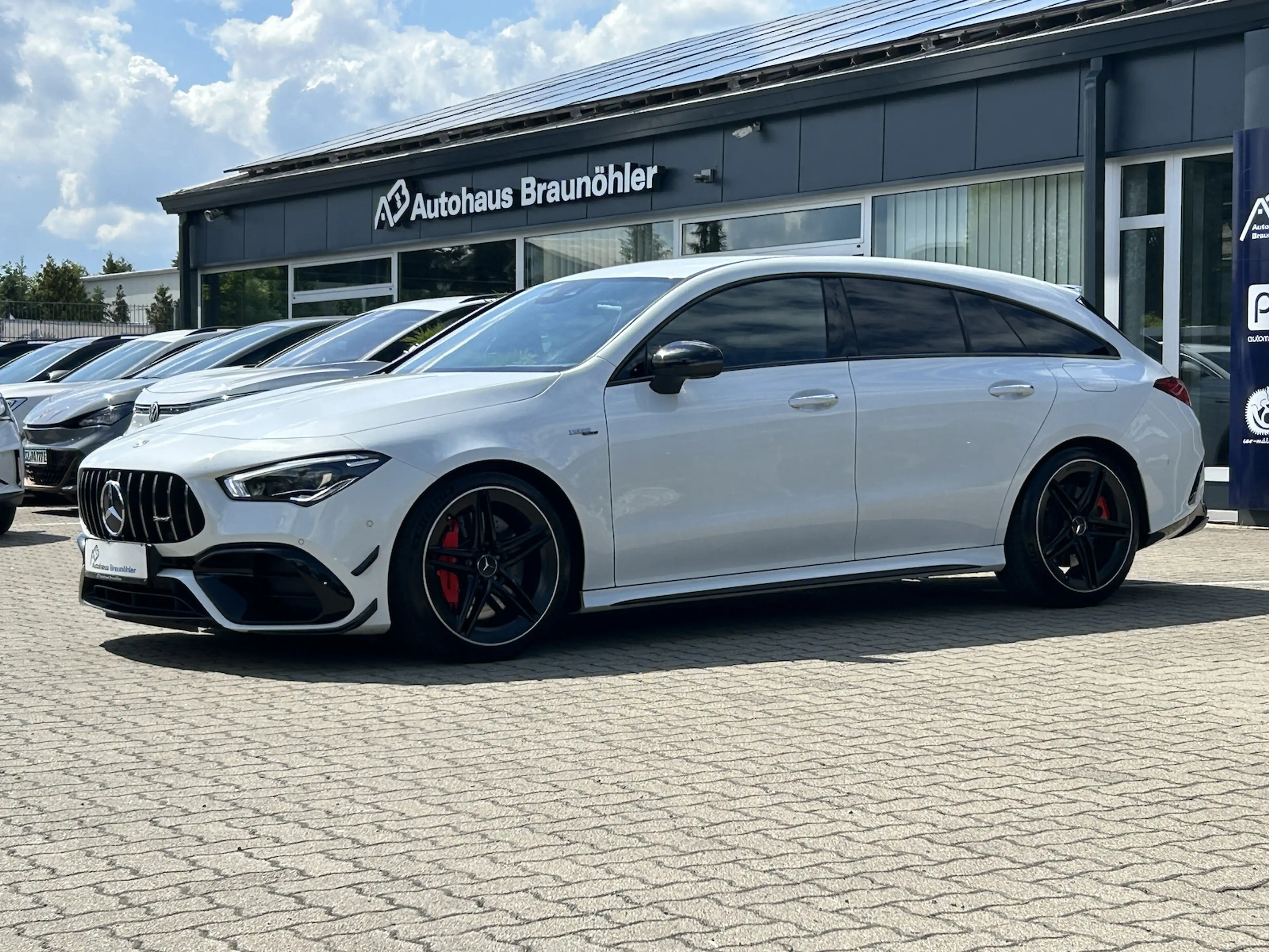 Mercedes-Benz CLA 45 AMG SB 4Matic*HUD*Burmester*360*Night* — photo 3
