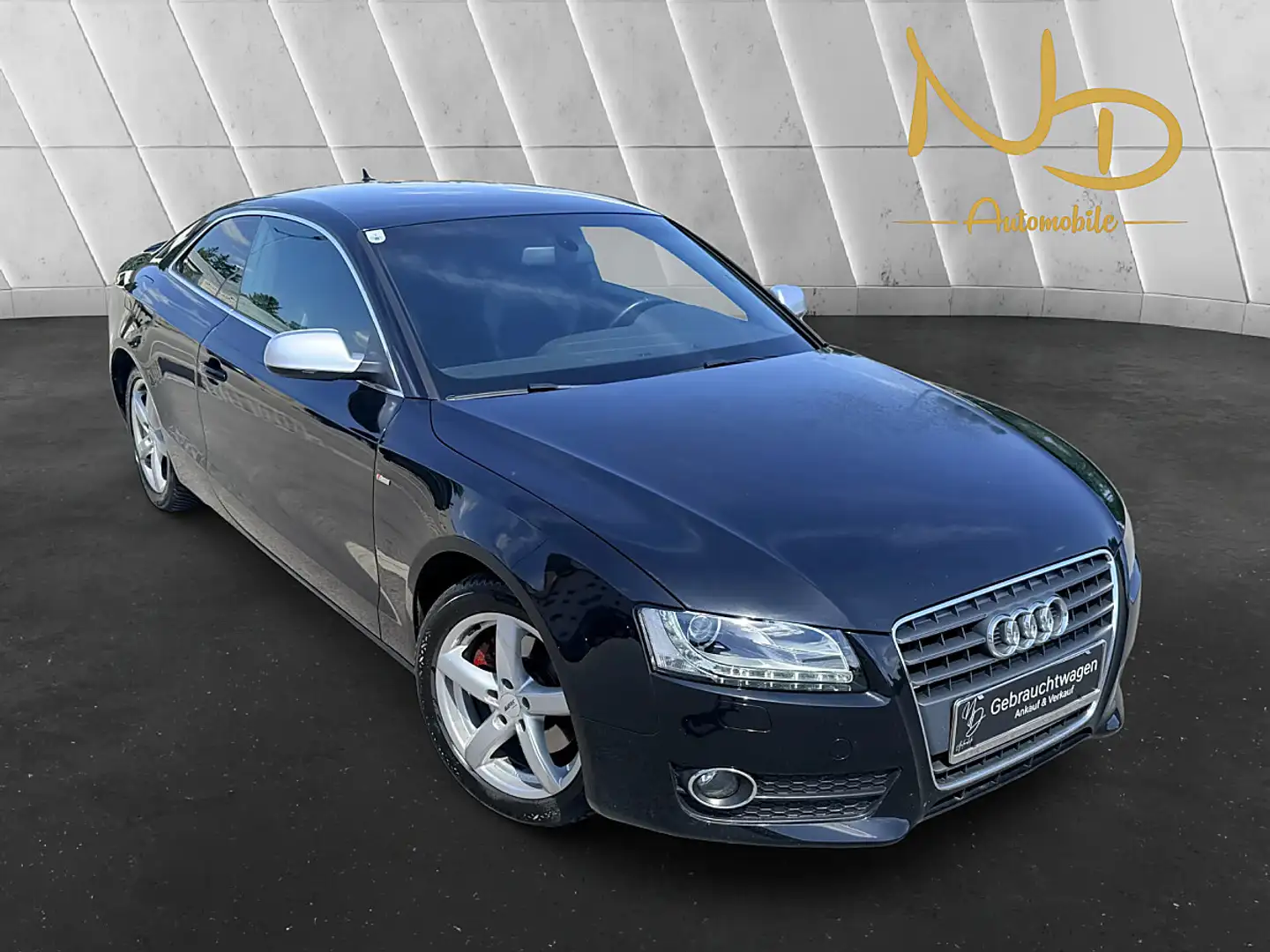Audi A5 Coupé 2,0 T FSI Schwarz - 2