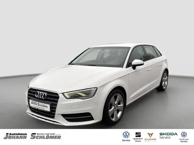 Audi A3 Sportback 1.6TDI DSG Ambition LED NAVI PDC LED PDC