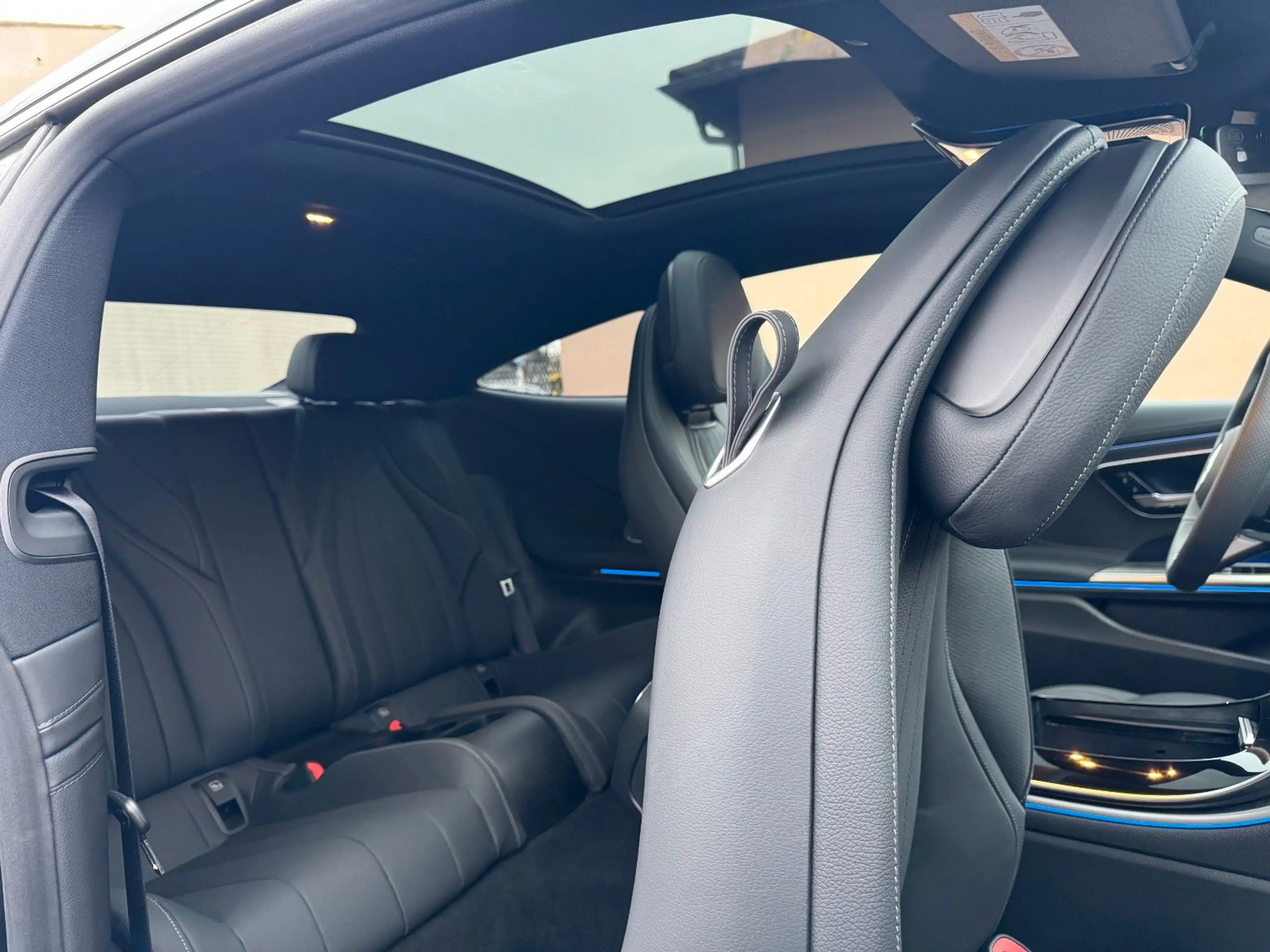 Mercedes-Benz CLE 220 d Edition AMG Line*PANO*BURMESTER*360* — photo 15