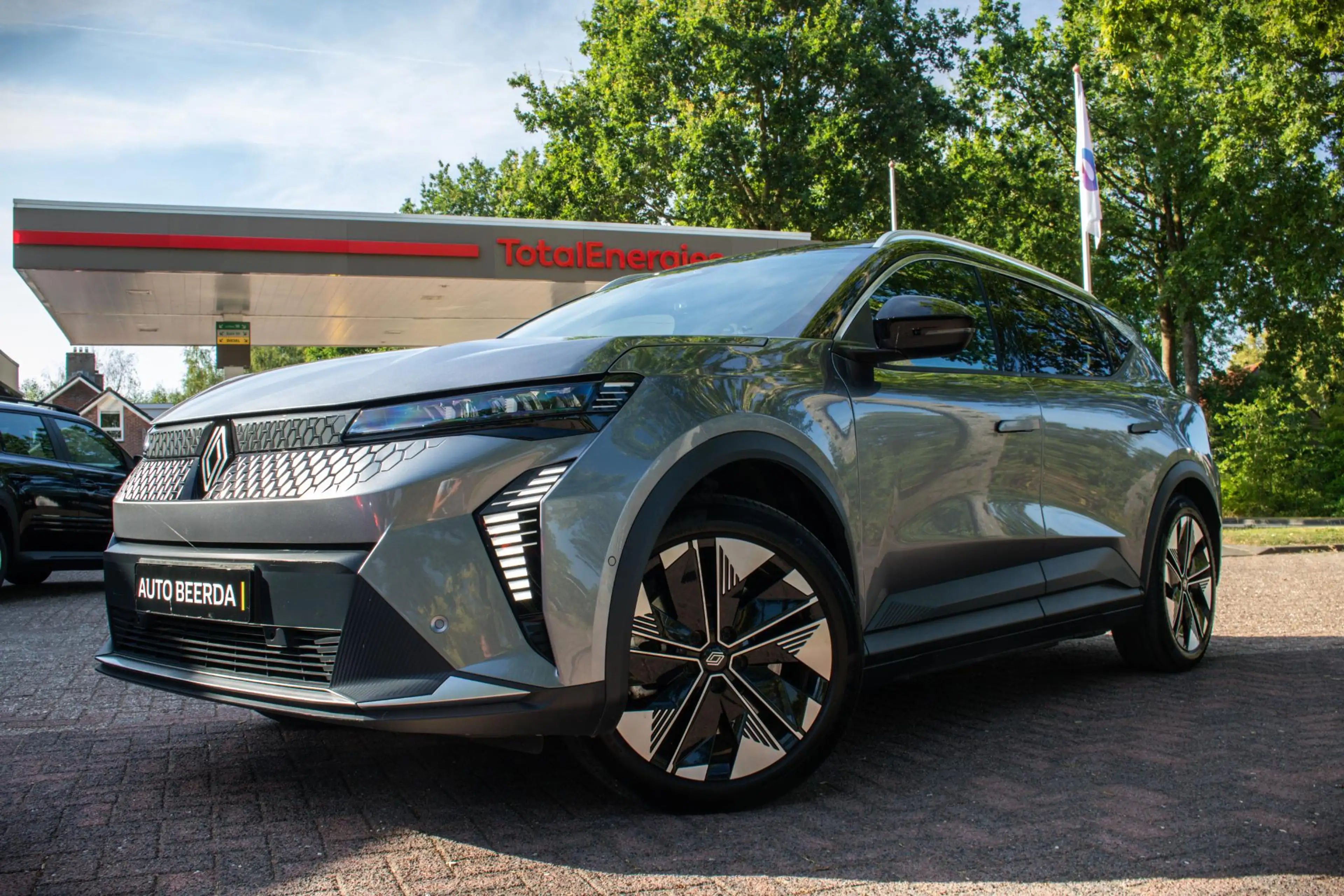 Renault Scenic E-Tech EV87 long range techno | Rijklaar | Handsfr — photo 17