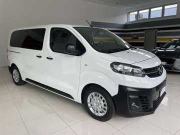 1.5 TD 120CV  9 POSTI  iva esclusa