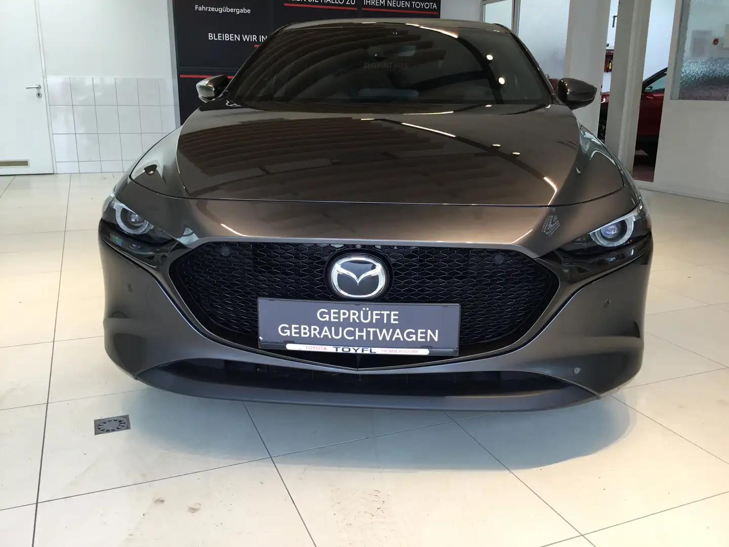 Mazda 3 Skyactive G122 Comfort Grau - 2