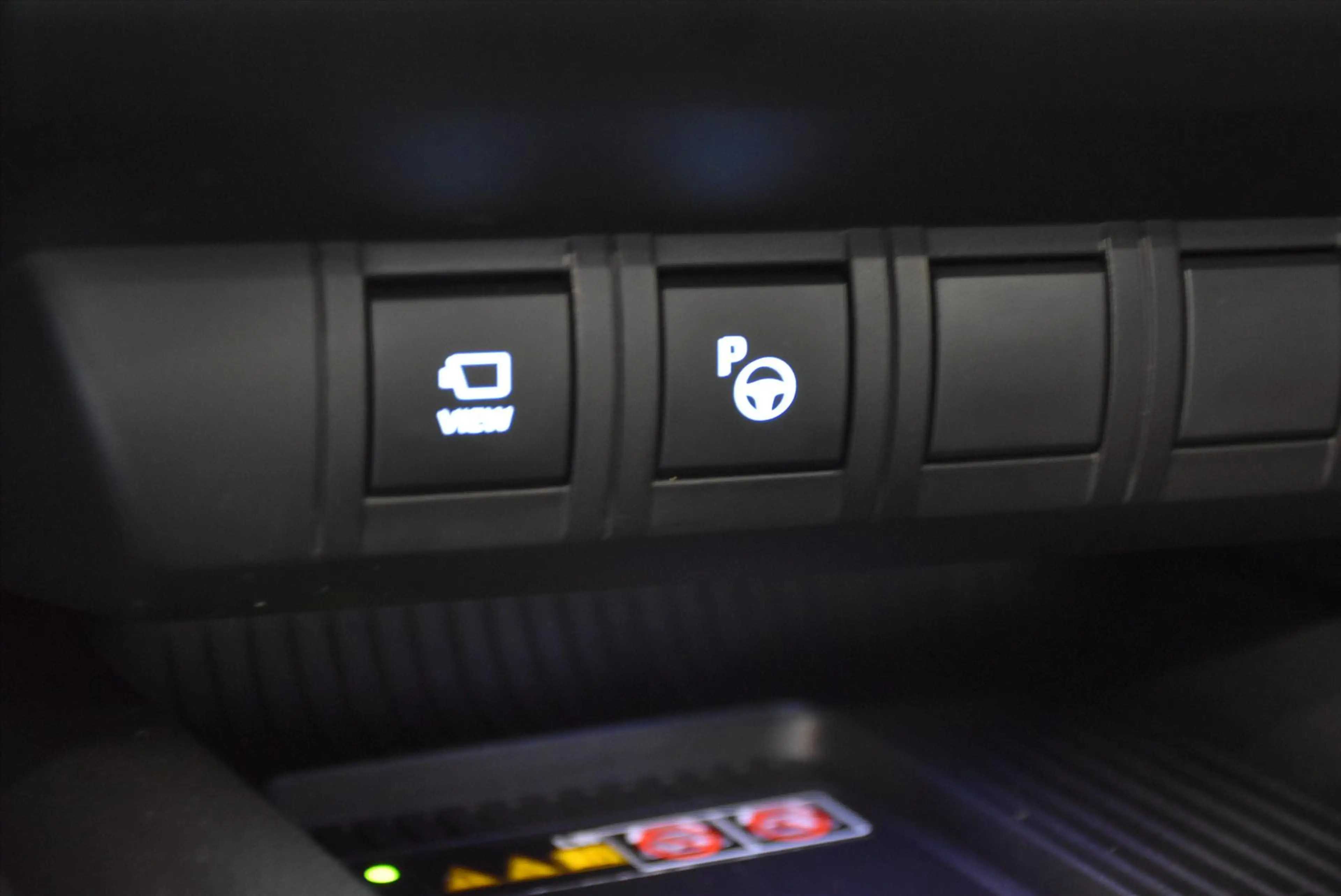 Toyota C-HR 2.0 High Power Hybrid 200 CVT GR Sport Premiére Ed — photo 24