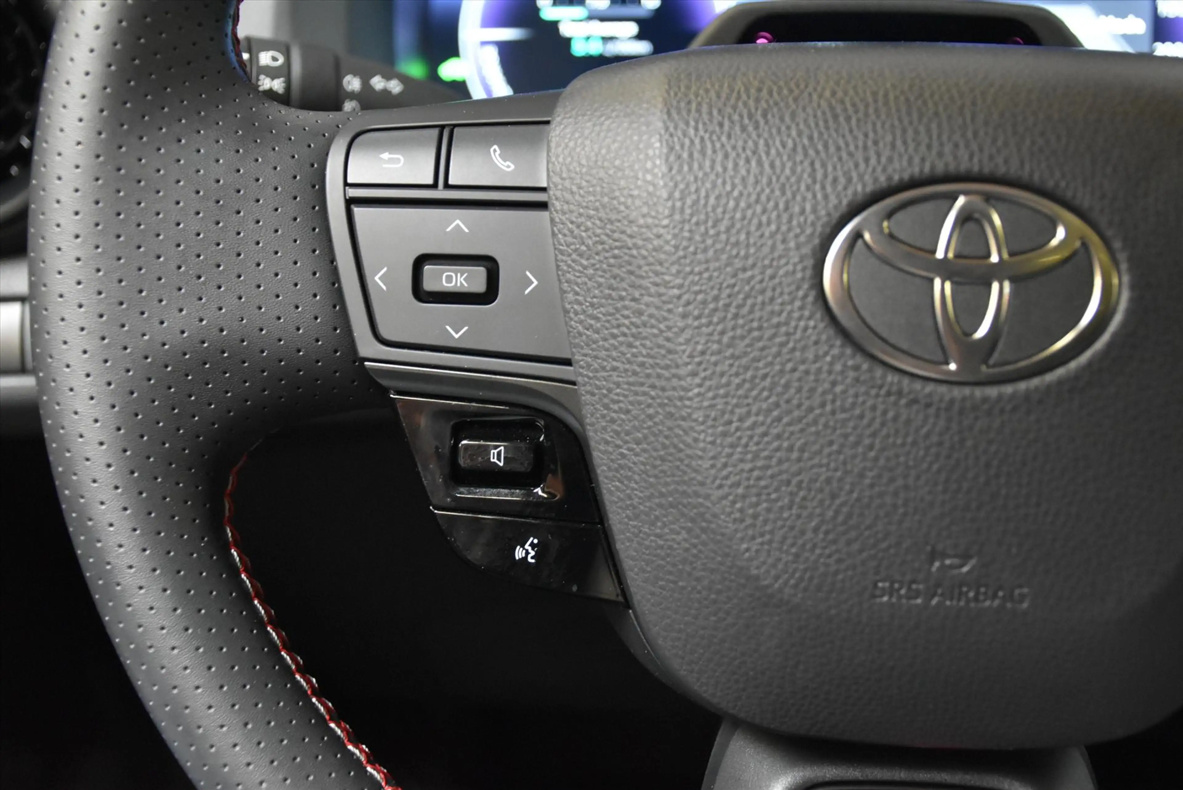 Toyota C-HR 2.0 High Power Hybrid 200 CVT GR Sport Premiére Ed — photo 19
