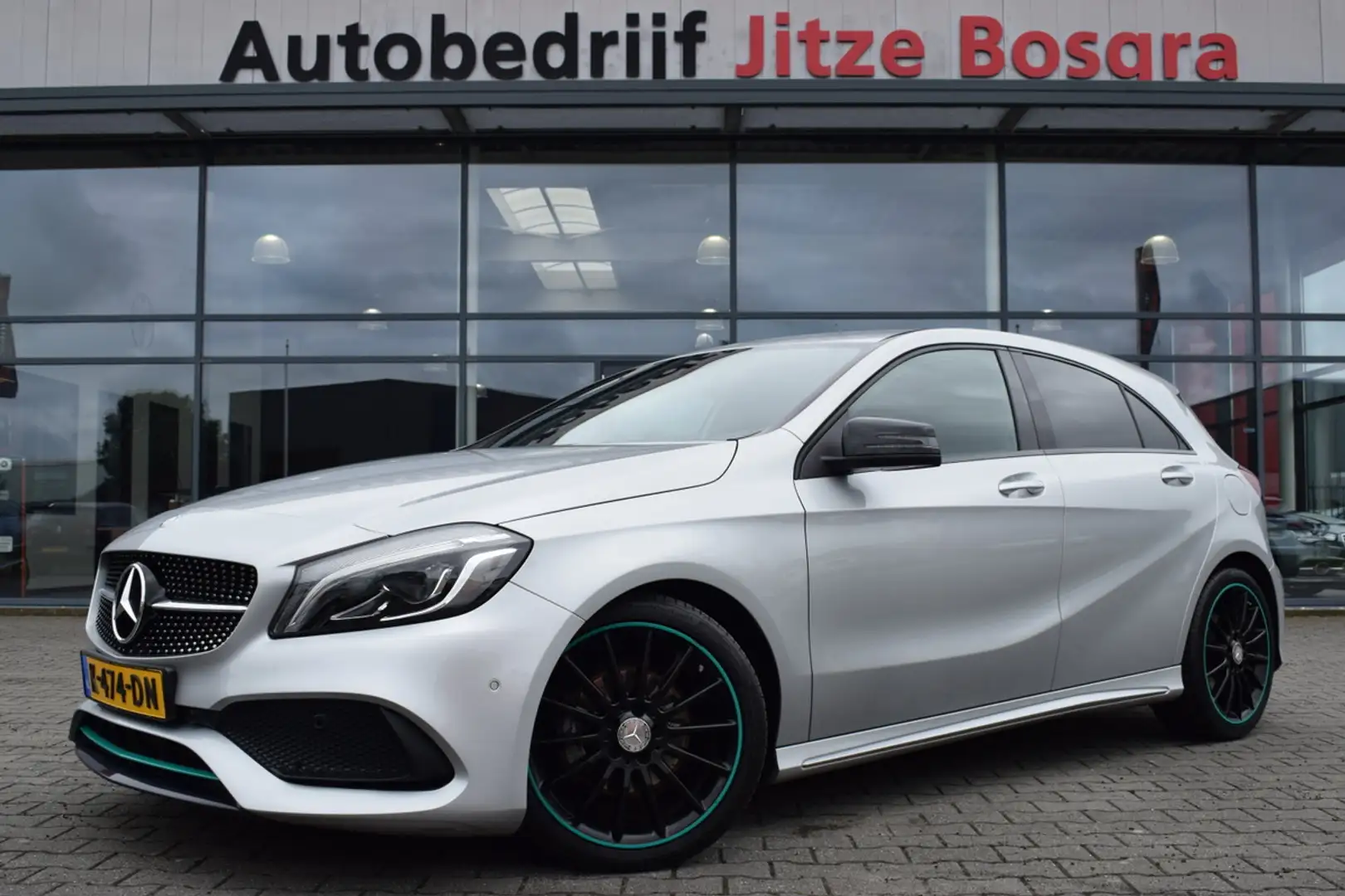 Mercedes-Benz A 200 Automaat Motorsport Edition LED | Leder/Alcantara Grijs - 1