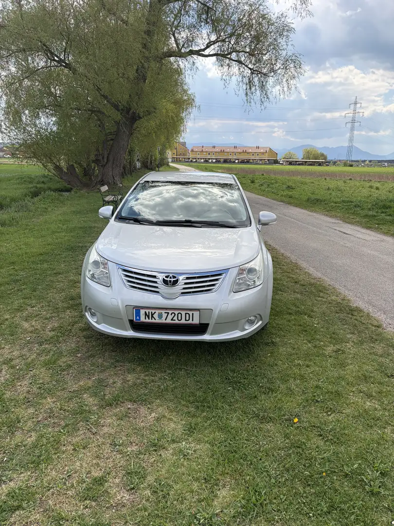 Toyota Avensis 2,0 D4-D Linea Sol DPF - 2