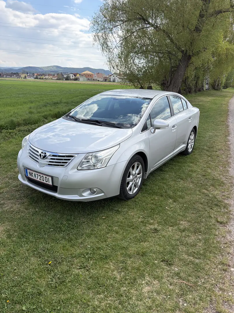 Toyota Avensis 2,0 D4-D Linea Sol DPF - 1