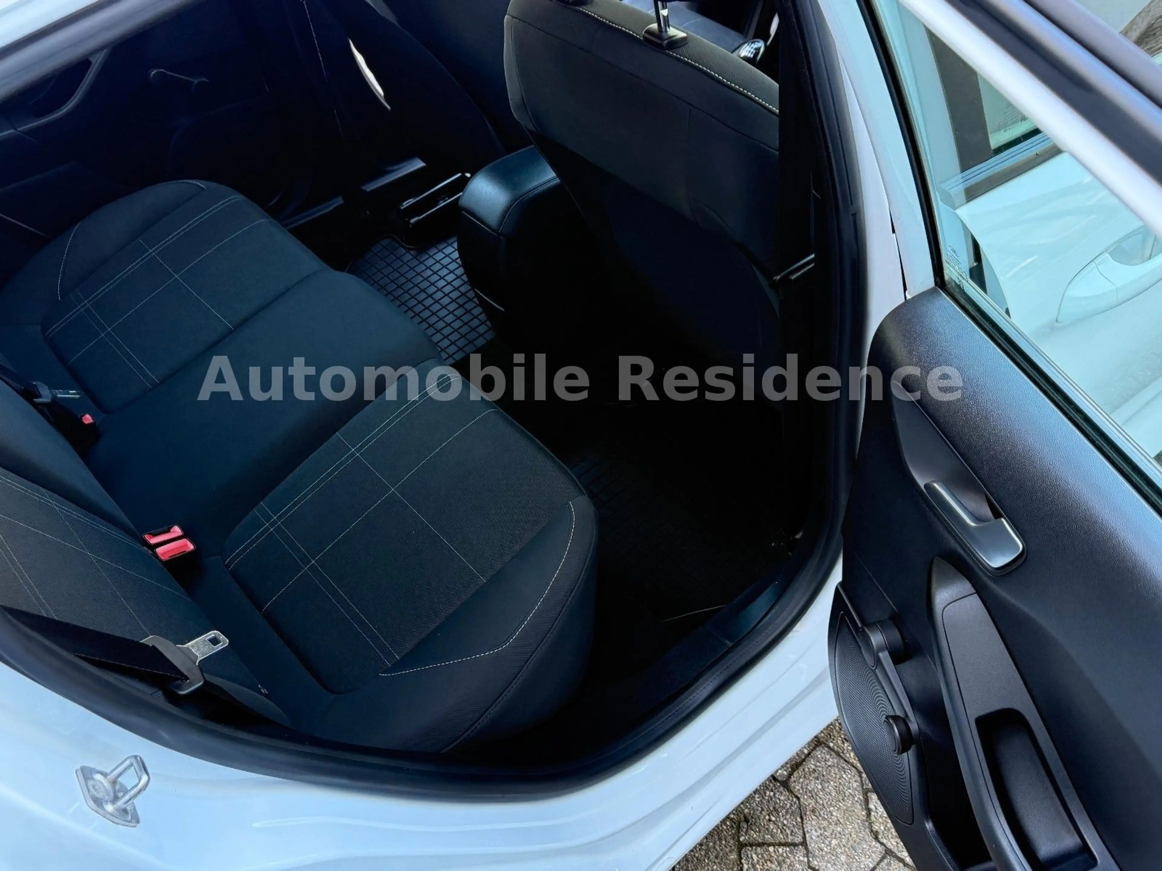 Ford Fiesta Cool&Connect 1.5TDCI*NAVI*TEMP*PDC*MFL*1H — photo 9