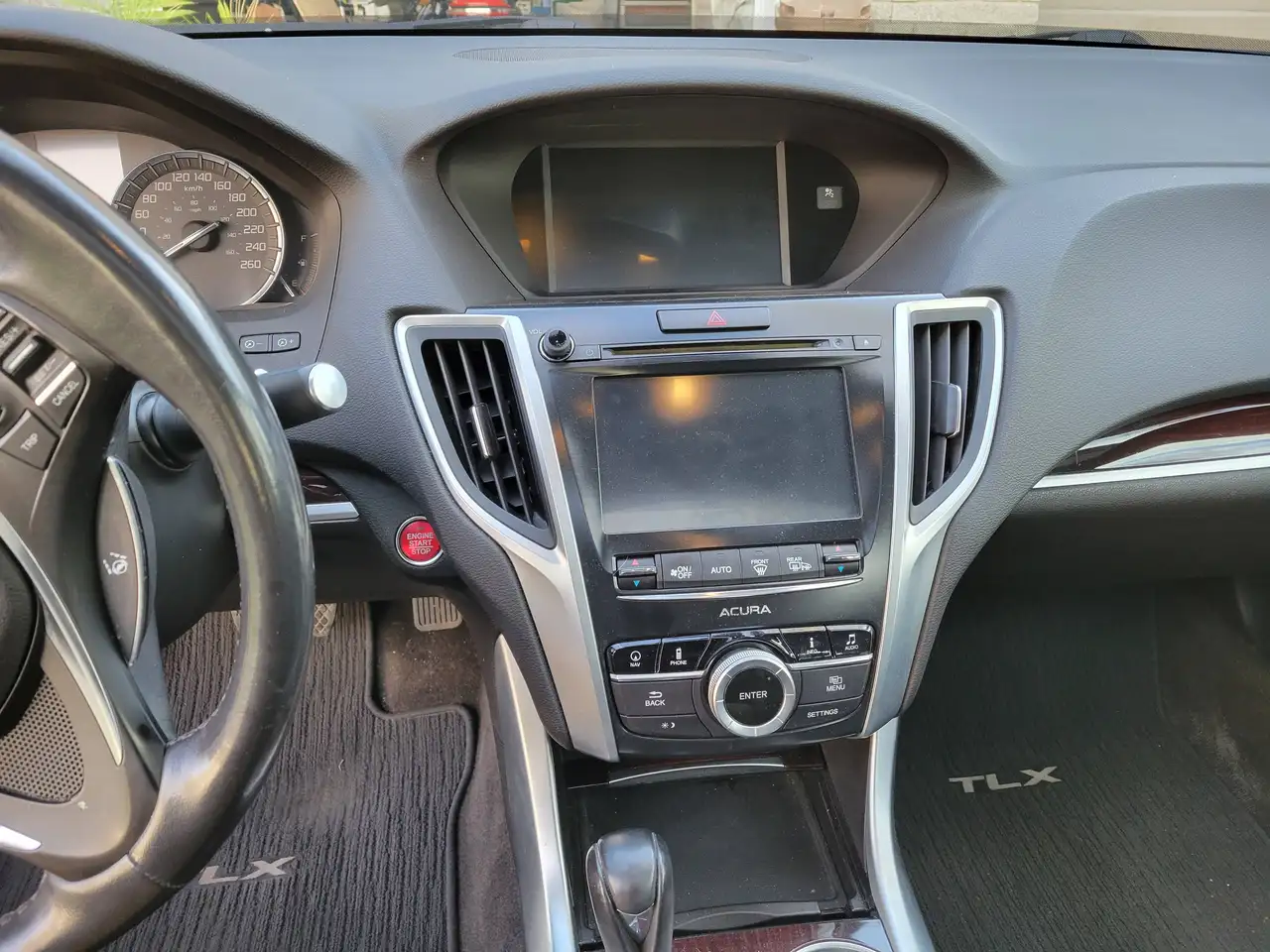Acura TLX снимка Acura TLX